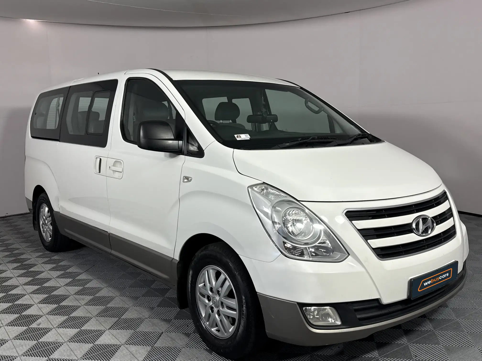 Hyundai H-1
