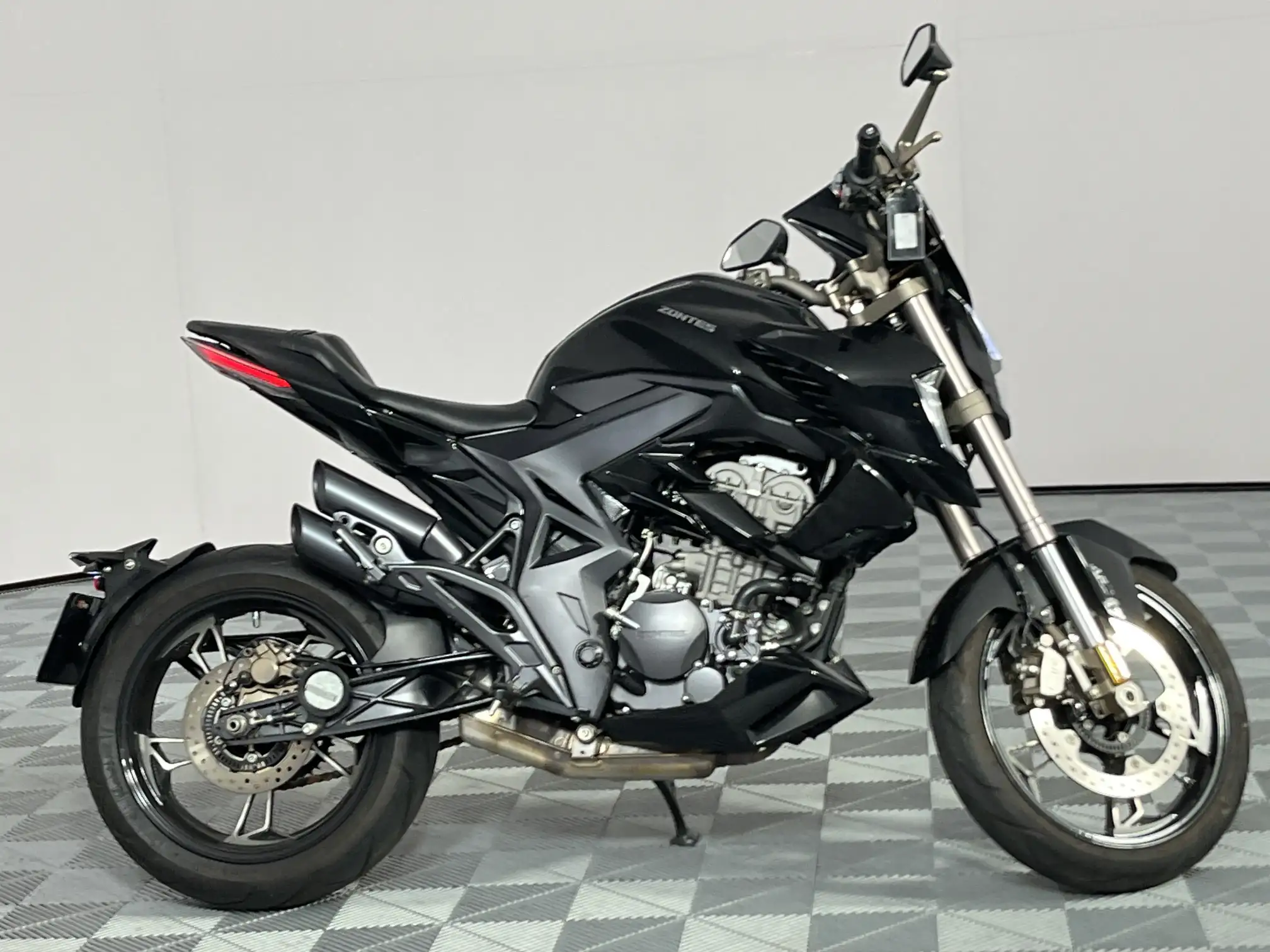 2024 Zontes ZT