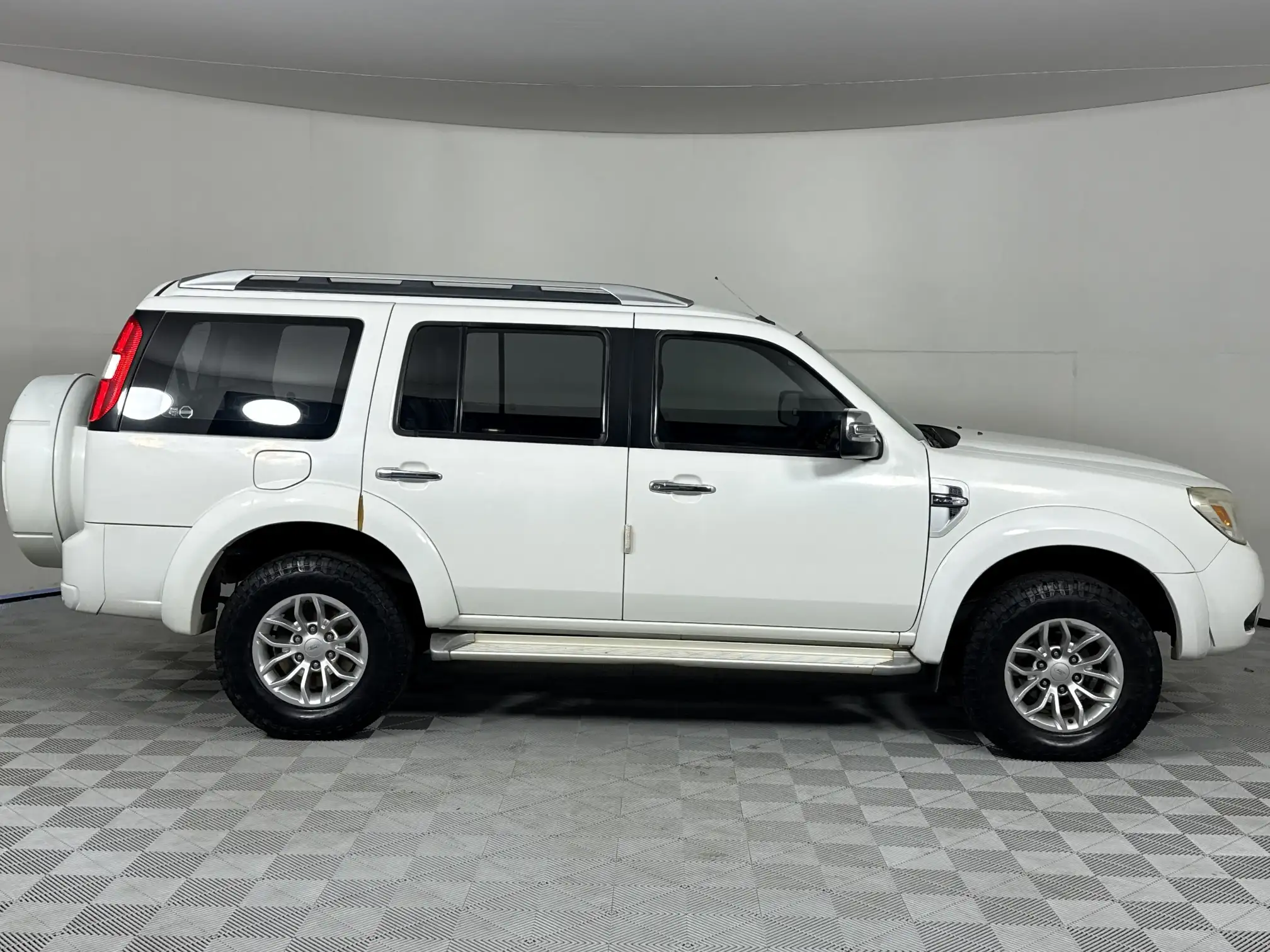 Ford Everest