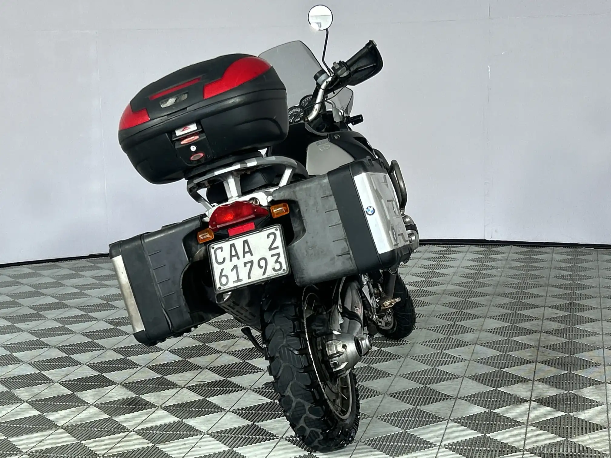 BMW R Series