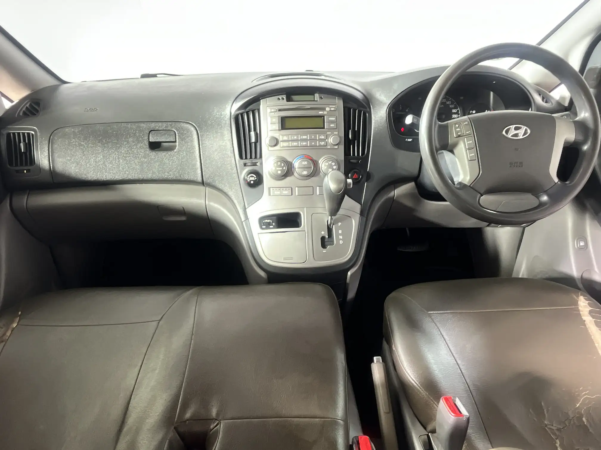 Hyundai H-1