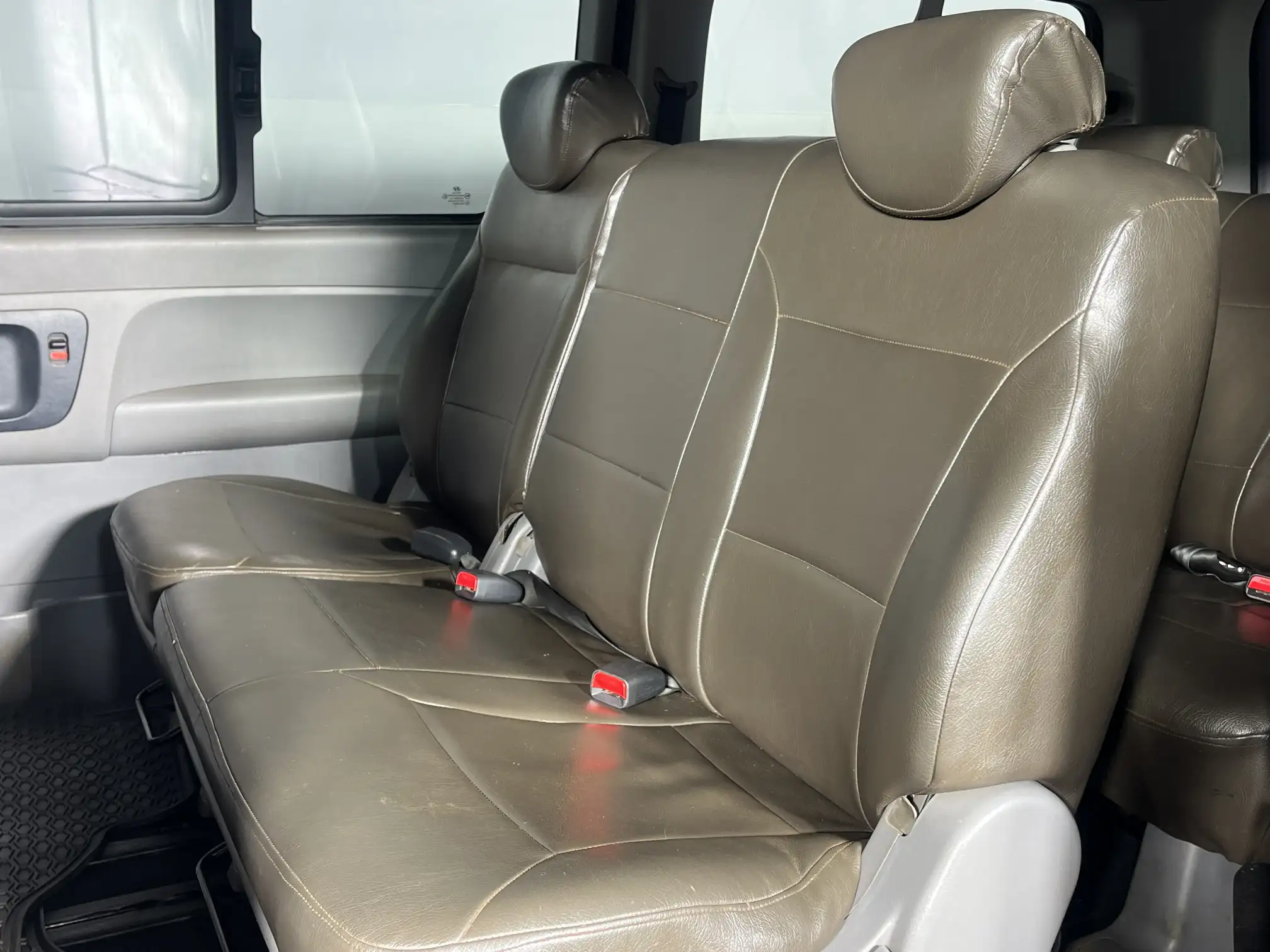 Hyundai H-1