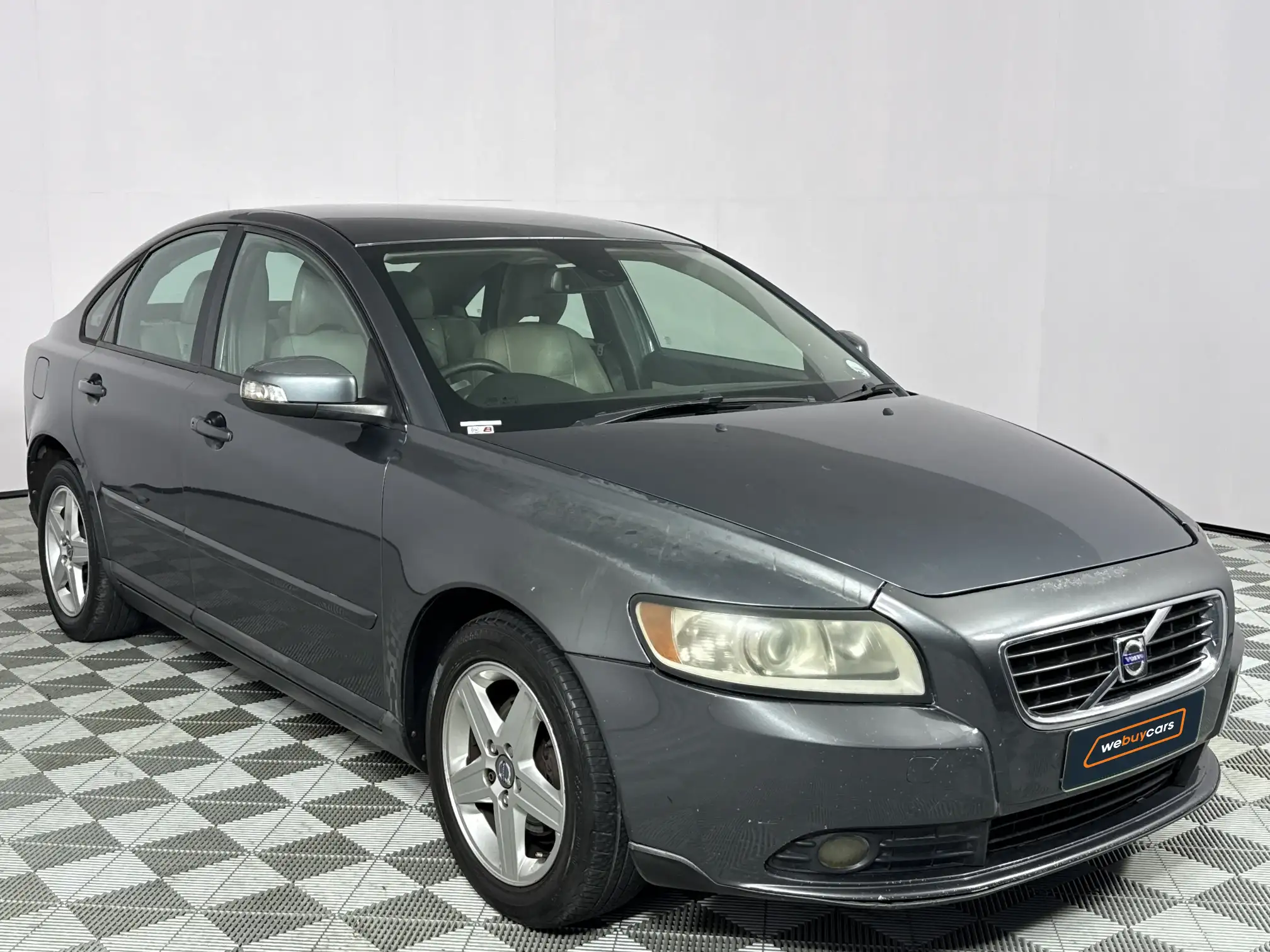 Volvo S40