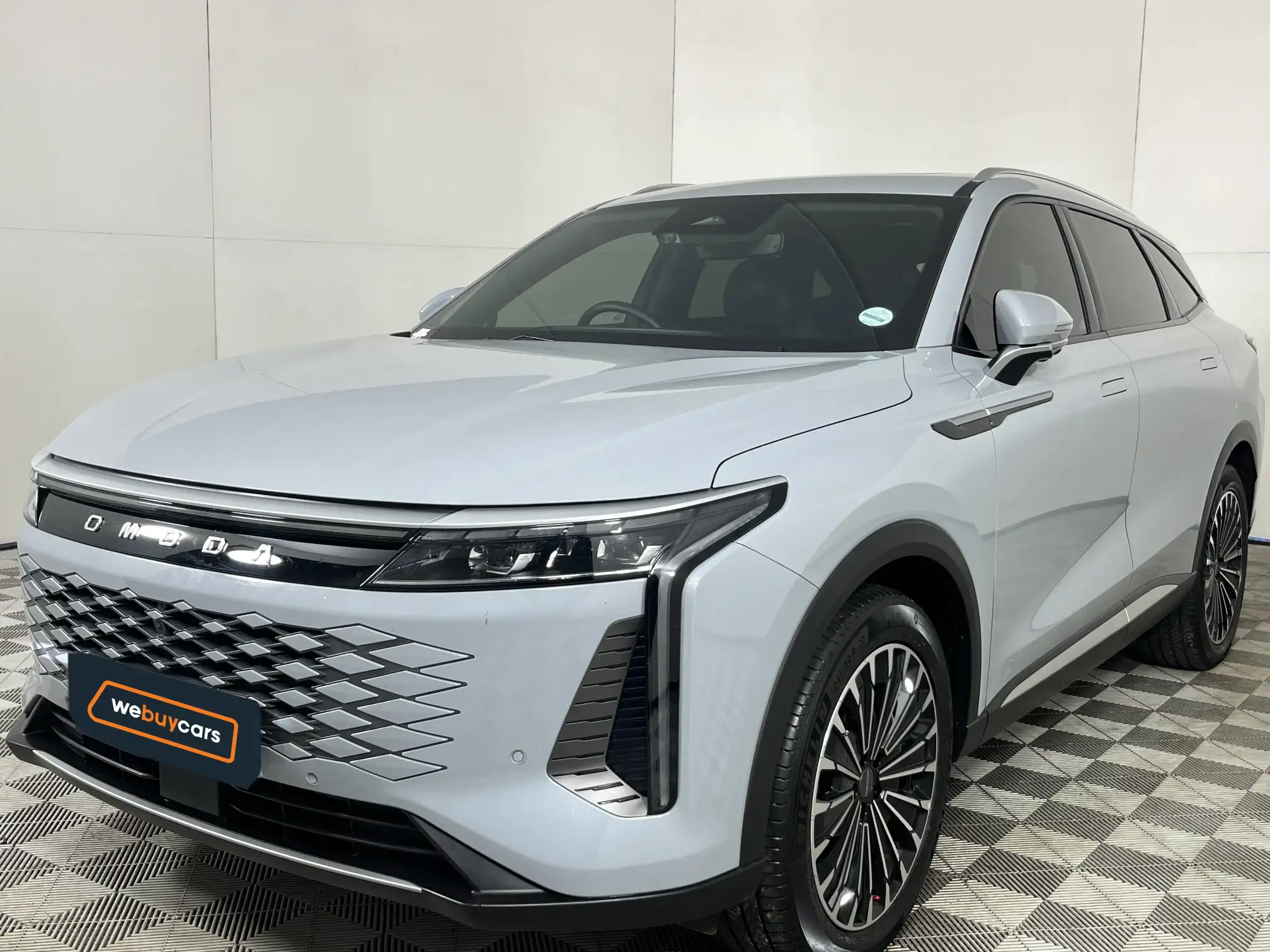 2025 Omoda C9
