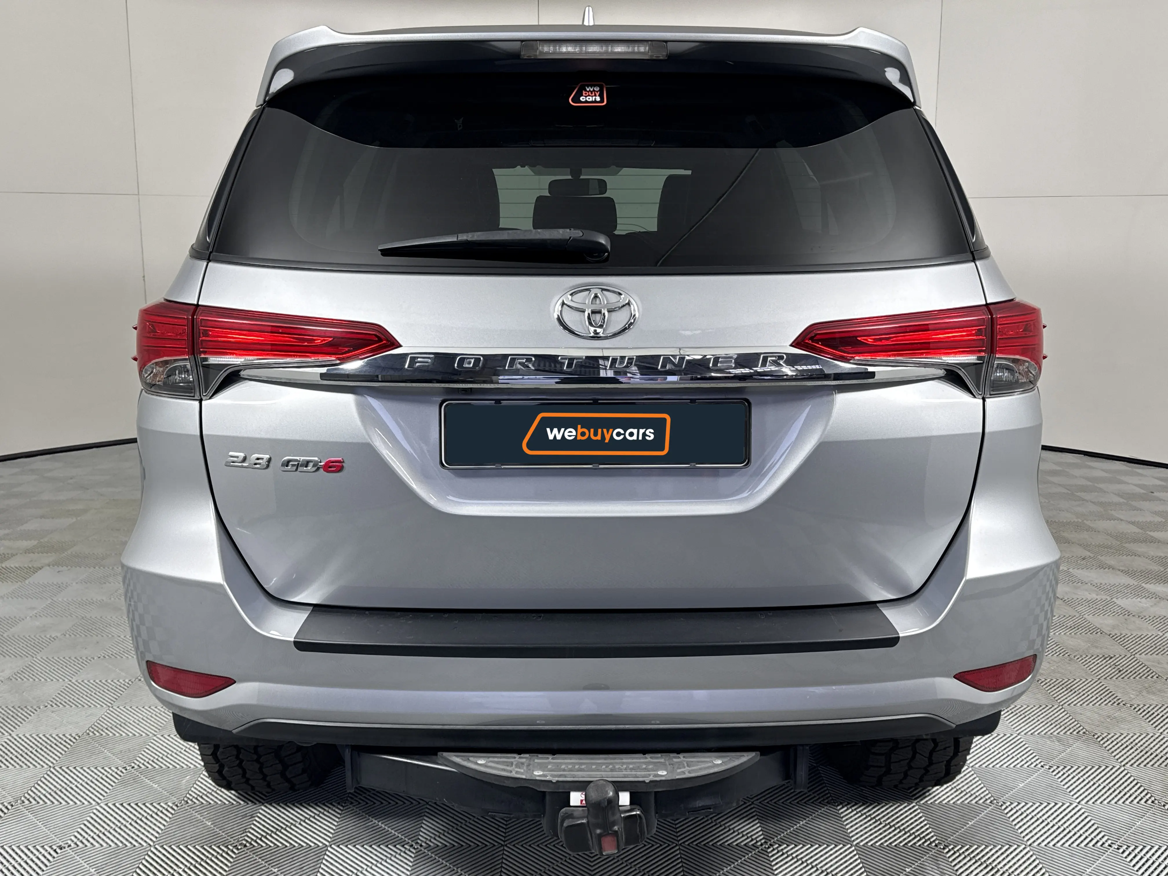 2020 Toyota Fortuner 2.8gd-6 R/B, photo 5