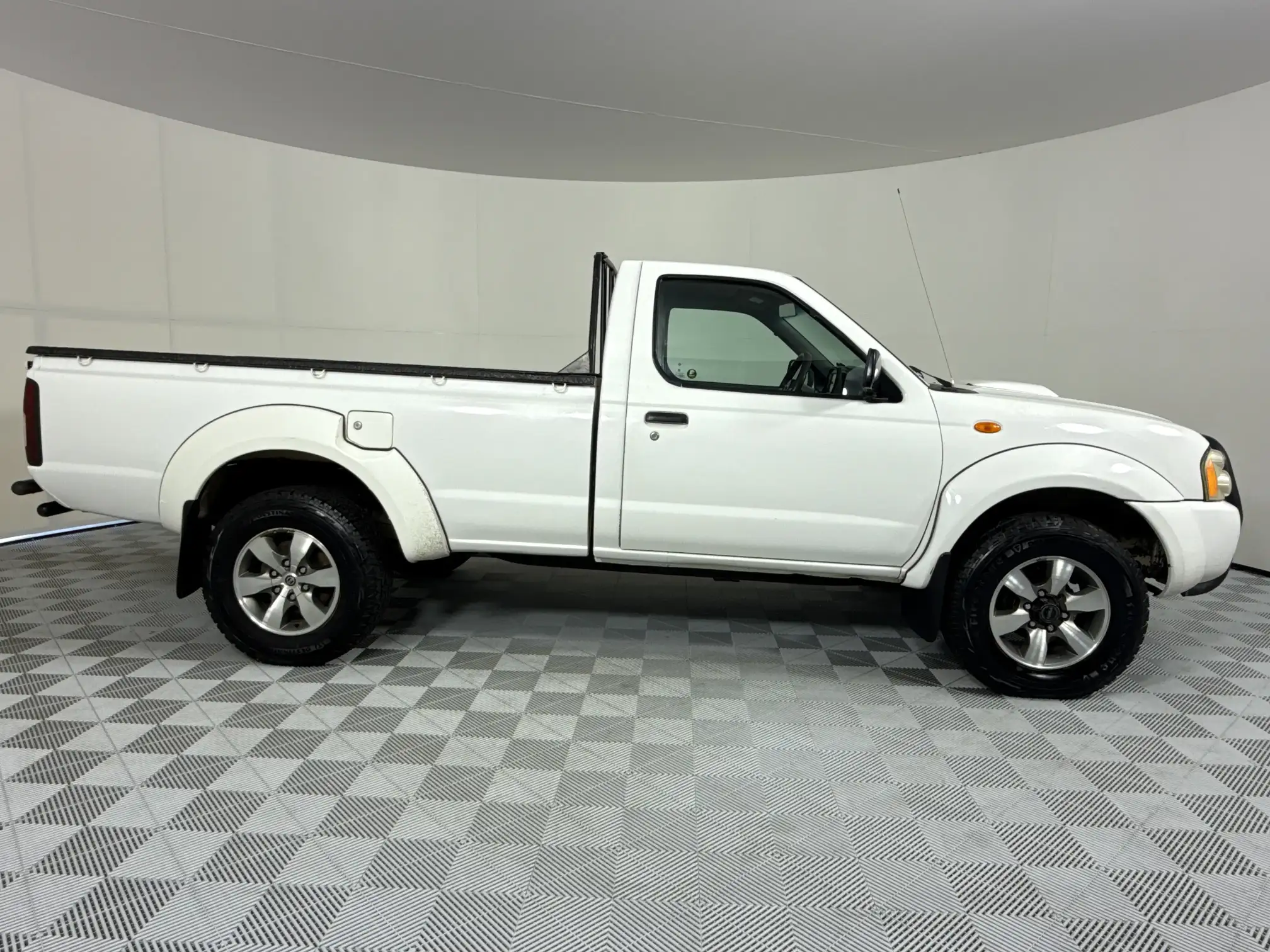 Nissan Hardbody