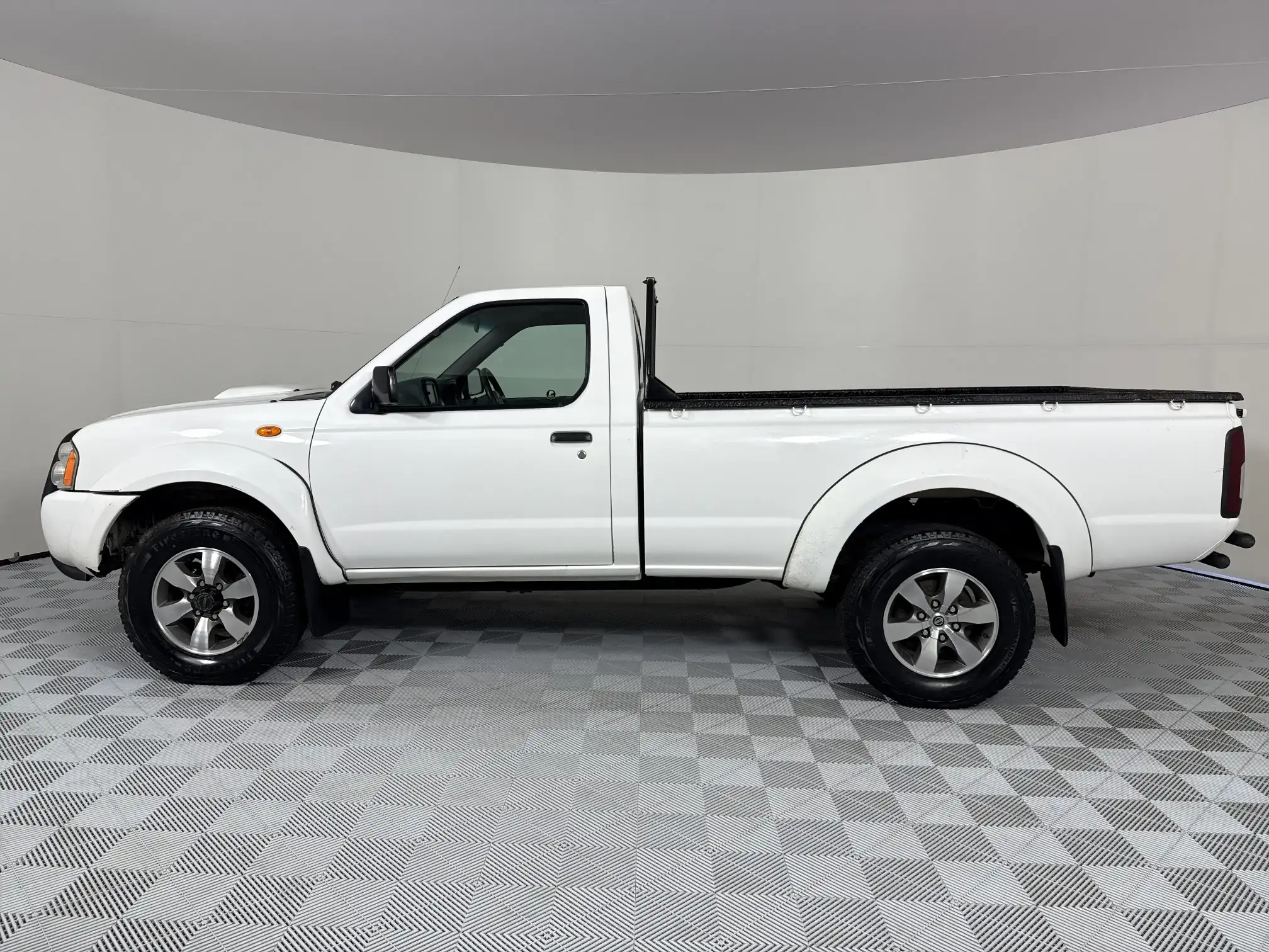 Nissan Hardbody