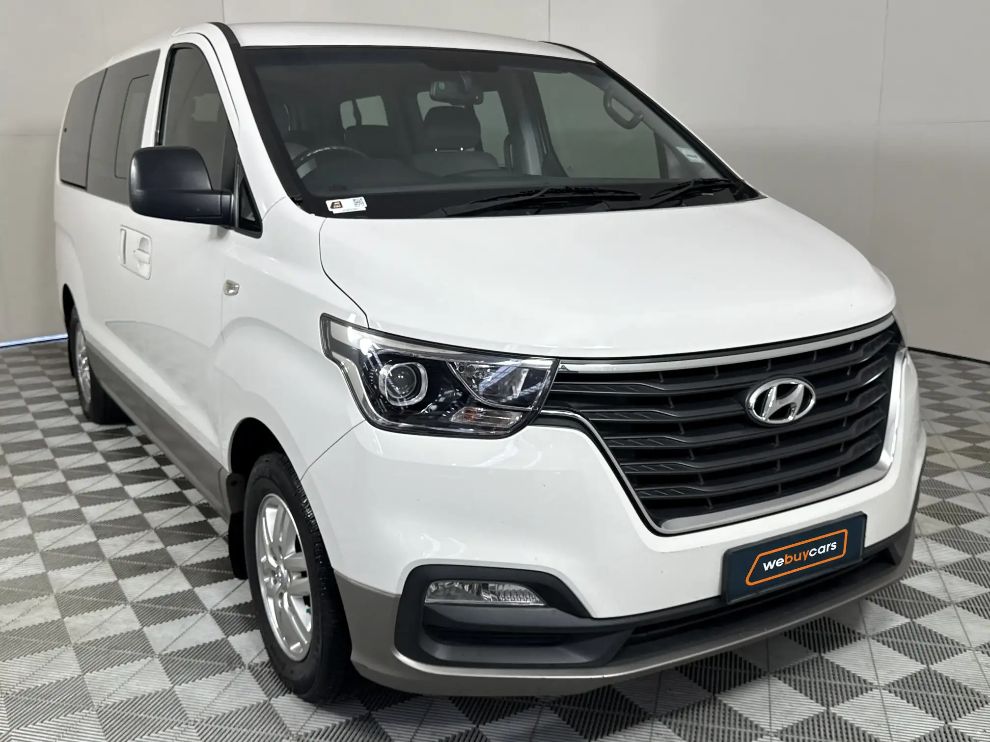 Hyundai H-1