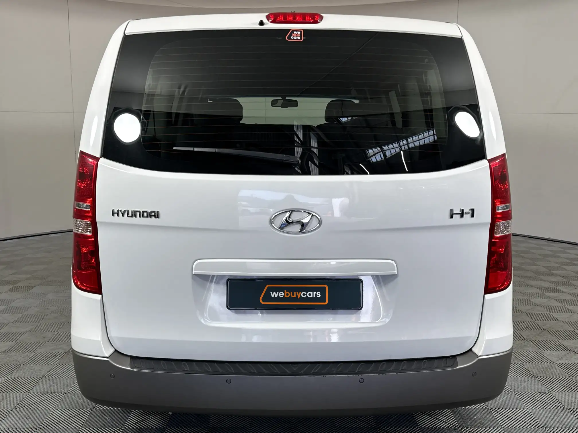 Hyundai H-1