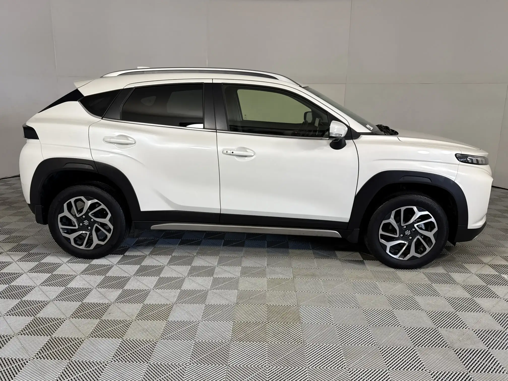 Suzuki Fronx