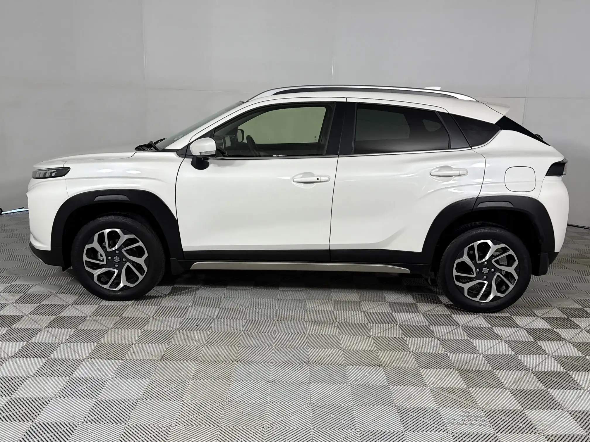 Suzuki Fronx