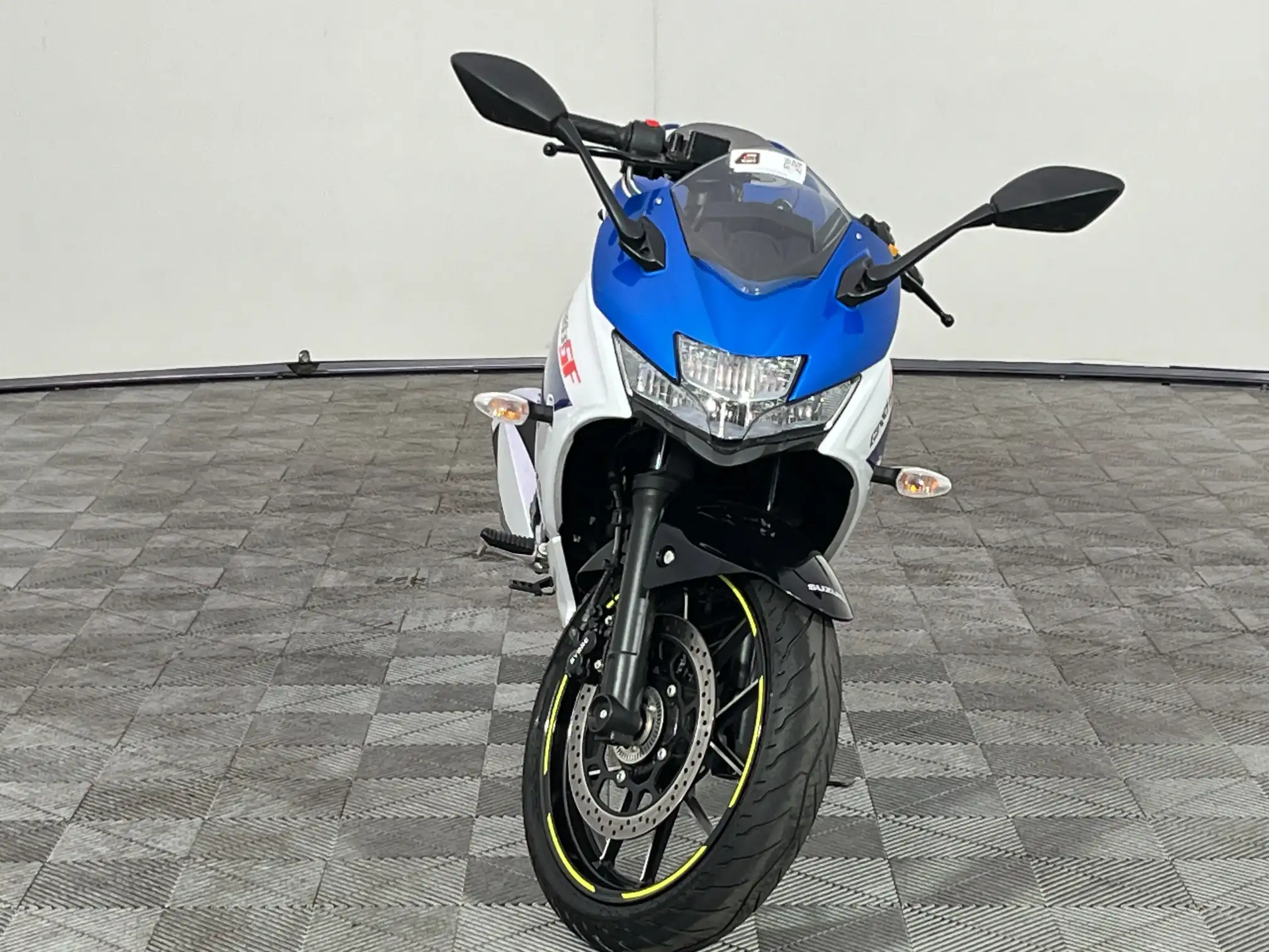 Suzuki GSX