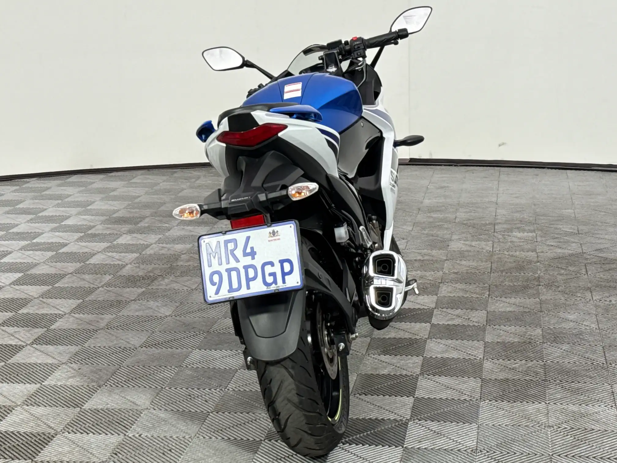 Suzuki GSX