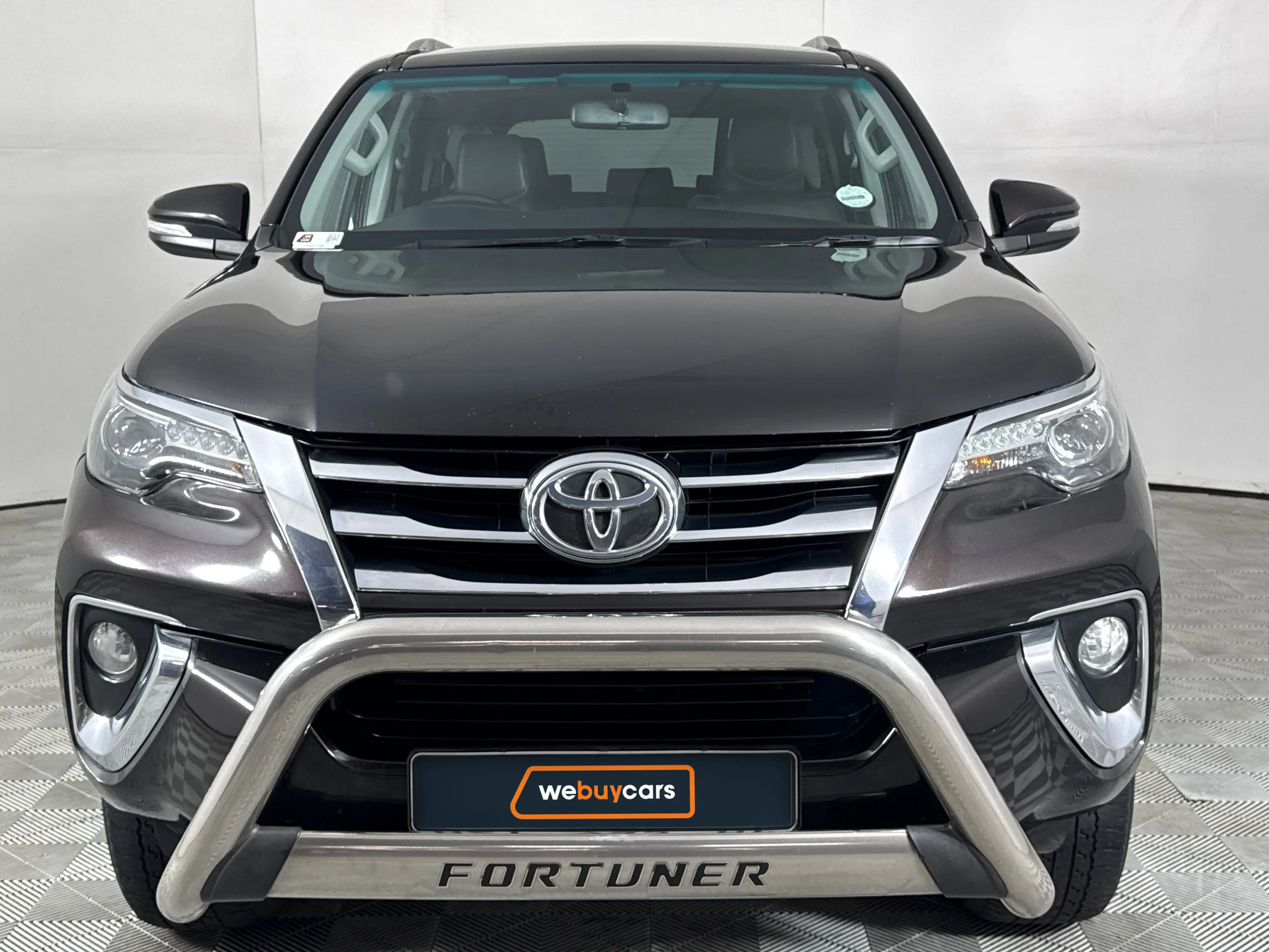 2016 Toyota Fortuner 2.8gd-6 R/B, photo 2