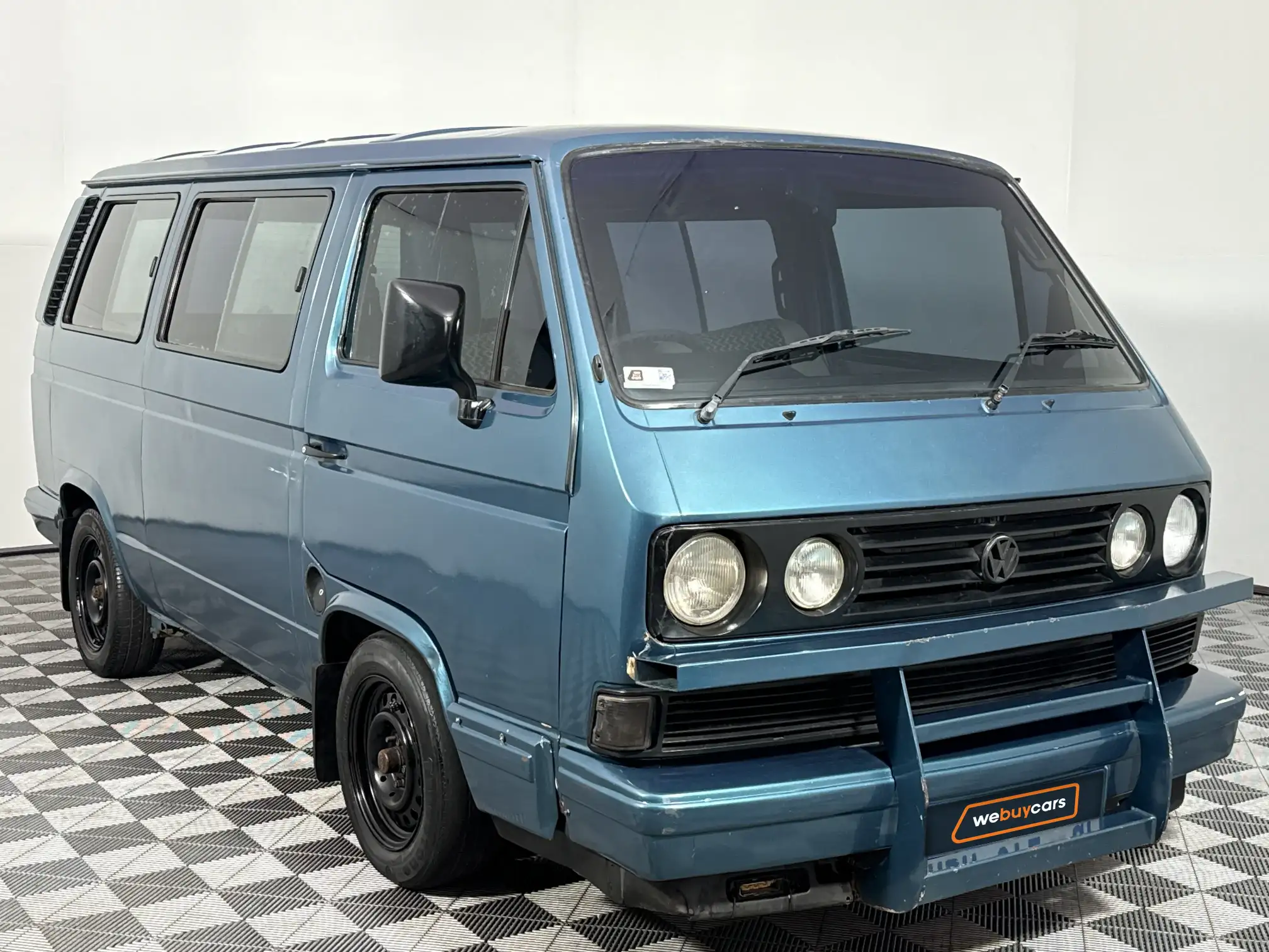 Volkswagen Kombi AND Microbus