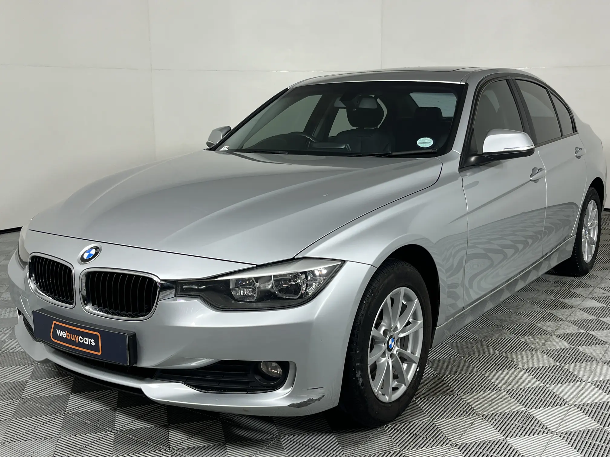 2015 BMW 3 Series 316i Auto (F30)