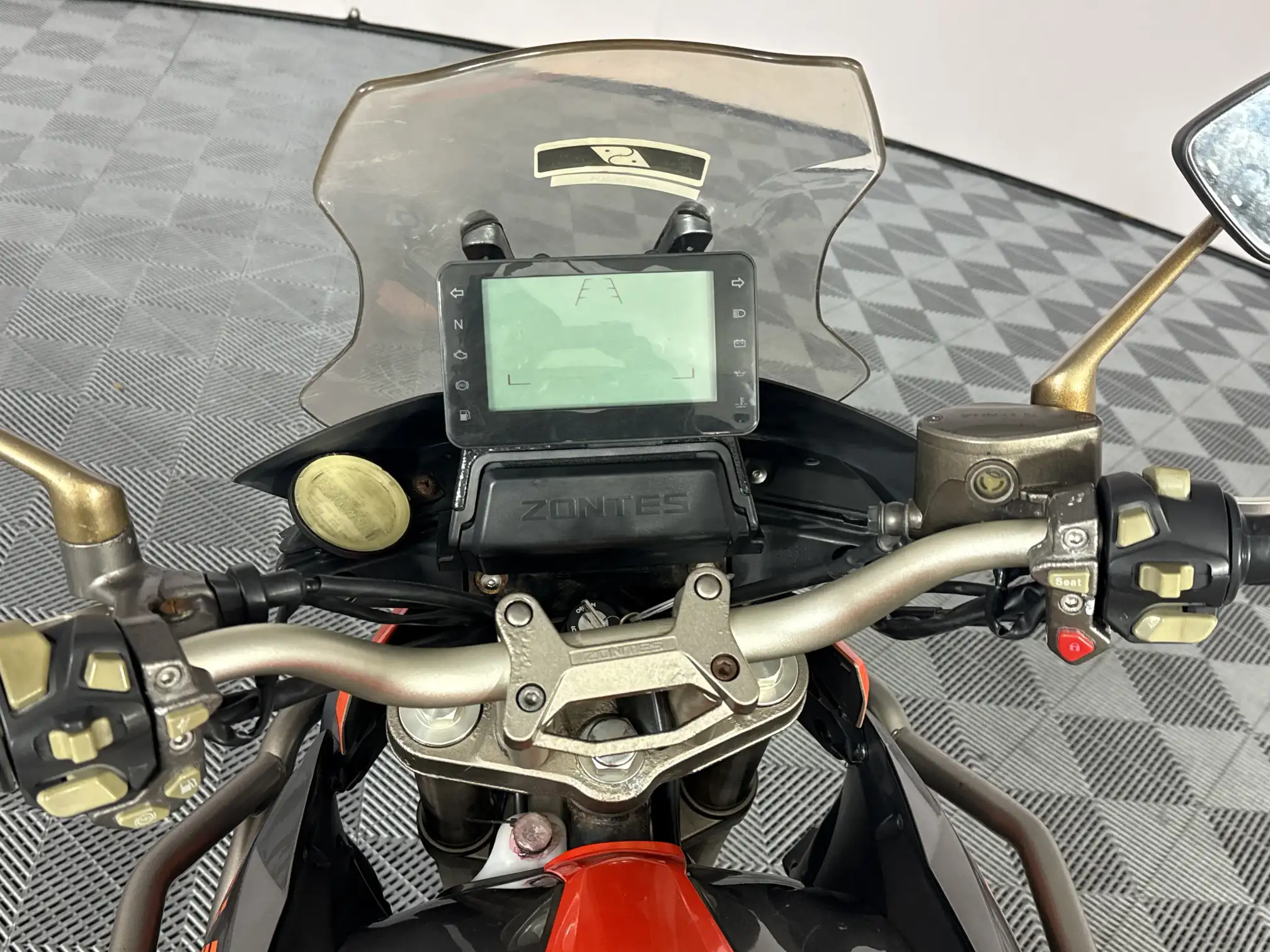Zontes ZT