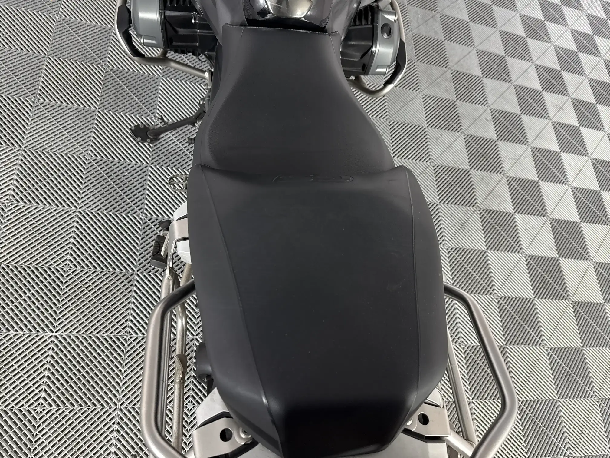 BMW R Series