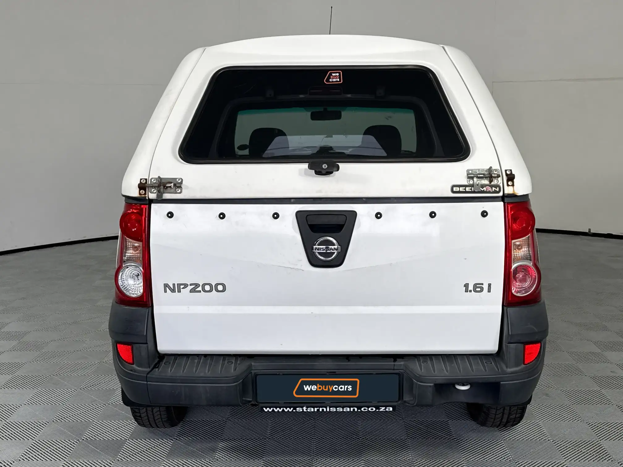 Nissan NP200
