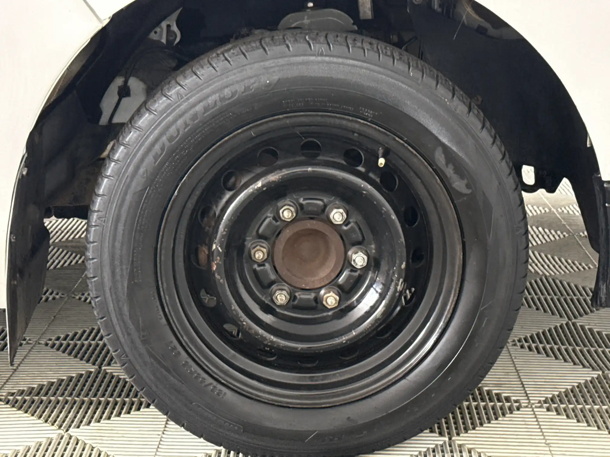 Nissan Nv350