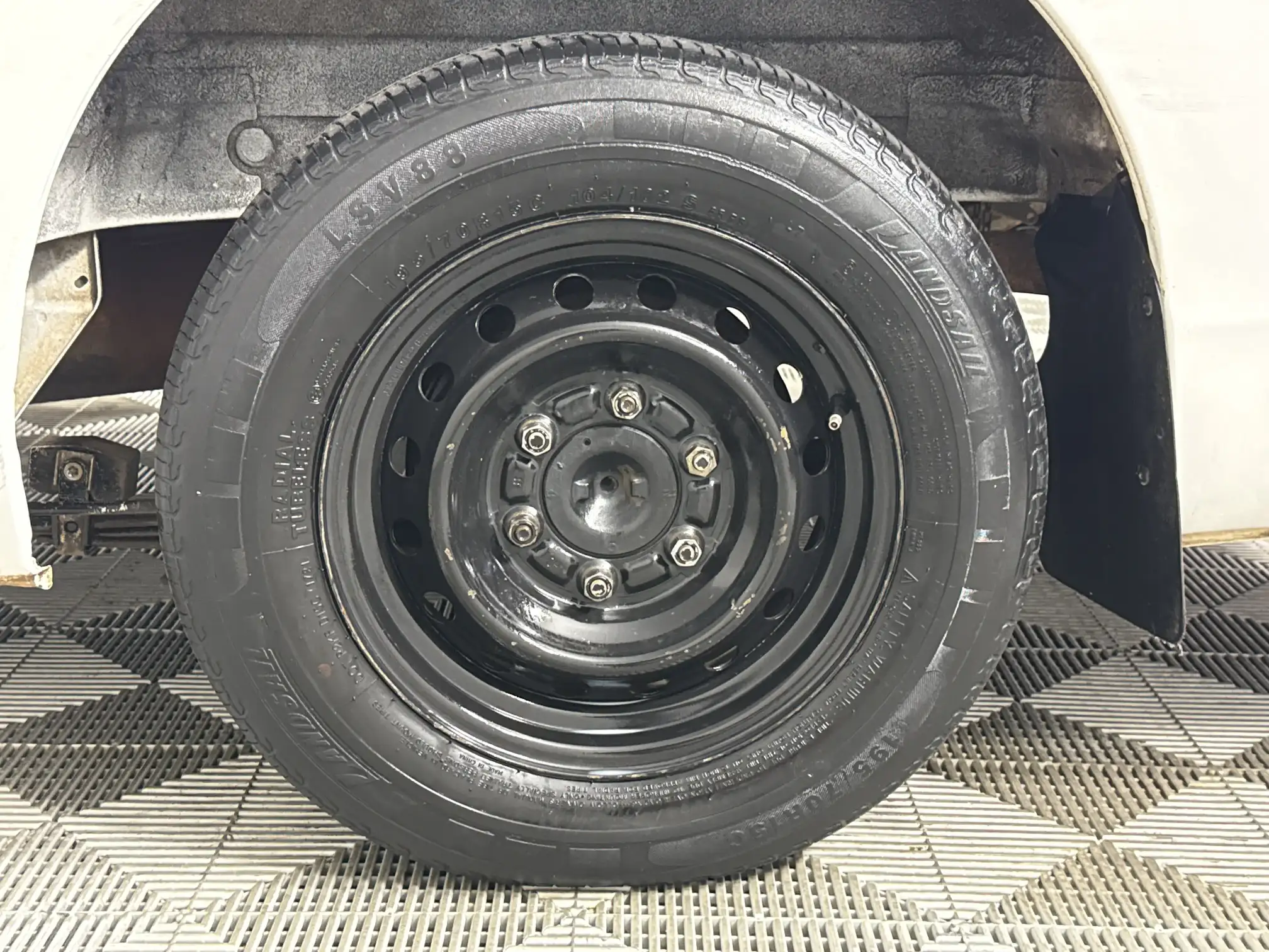 Nissan Nv350