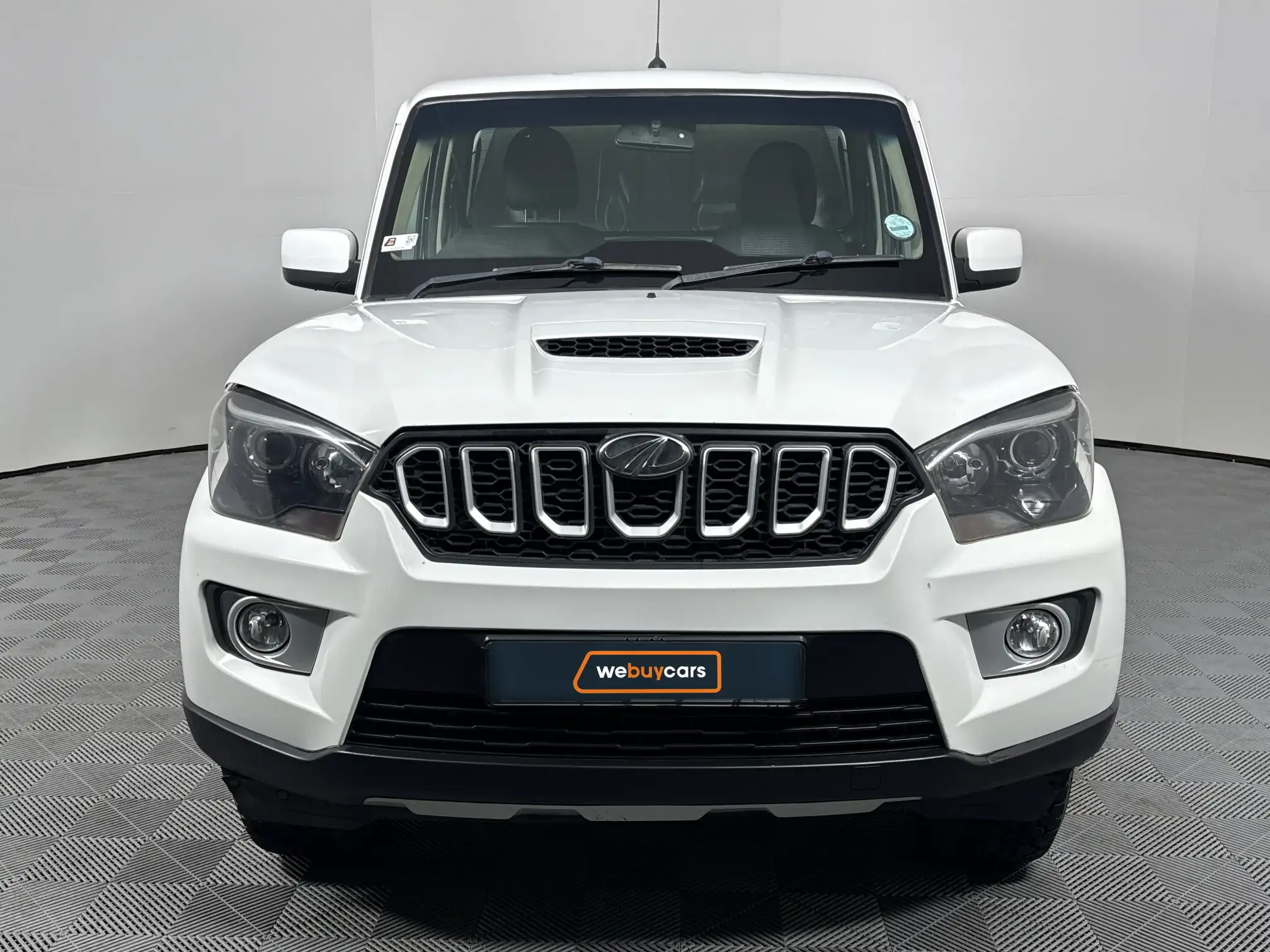 Mahindra PIK UP