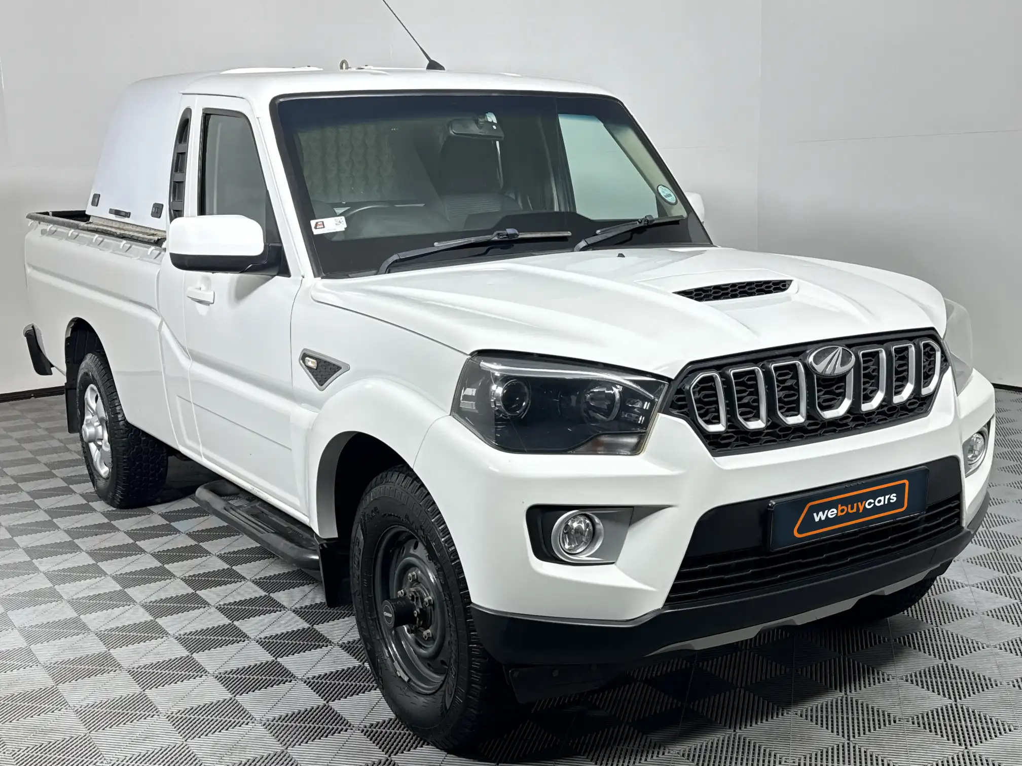 Mahindra PIK UP