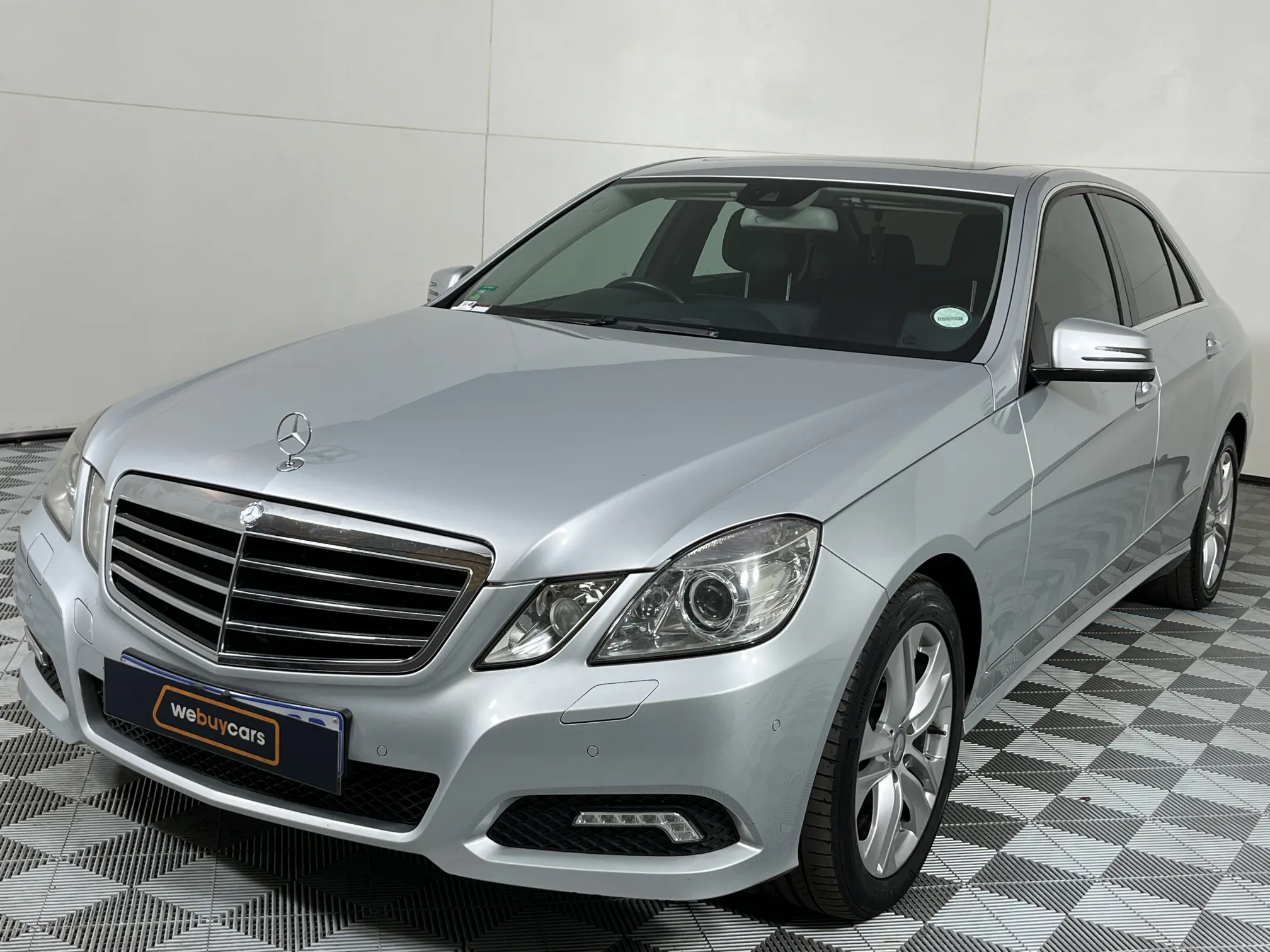 2009 Mercedes-Benz E Class Sedan E 300 Avantgarde