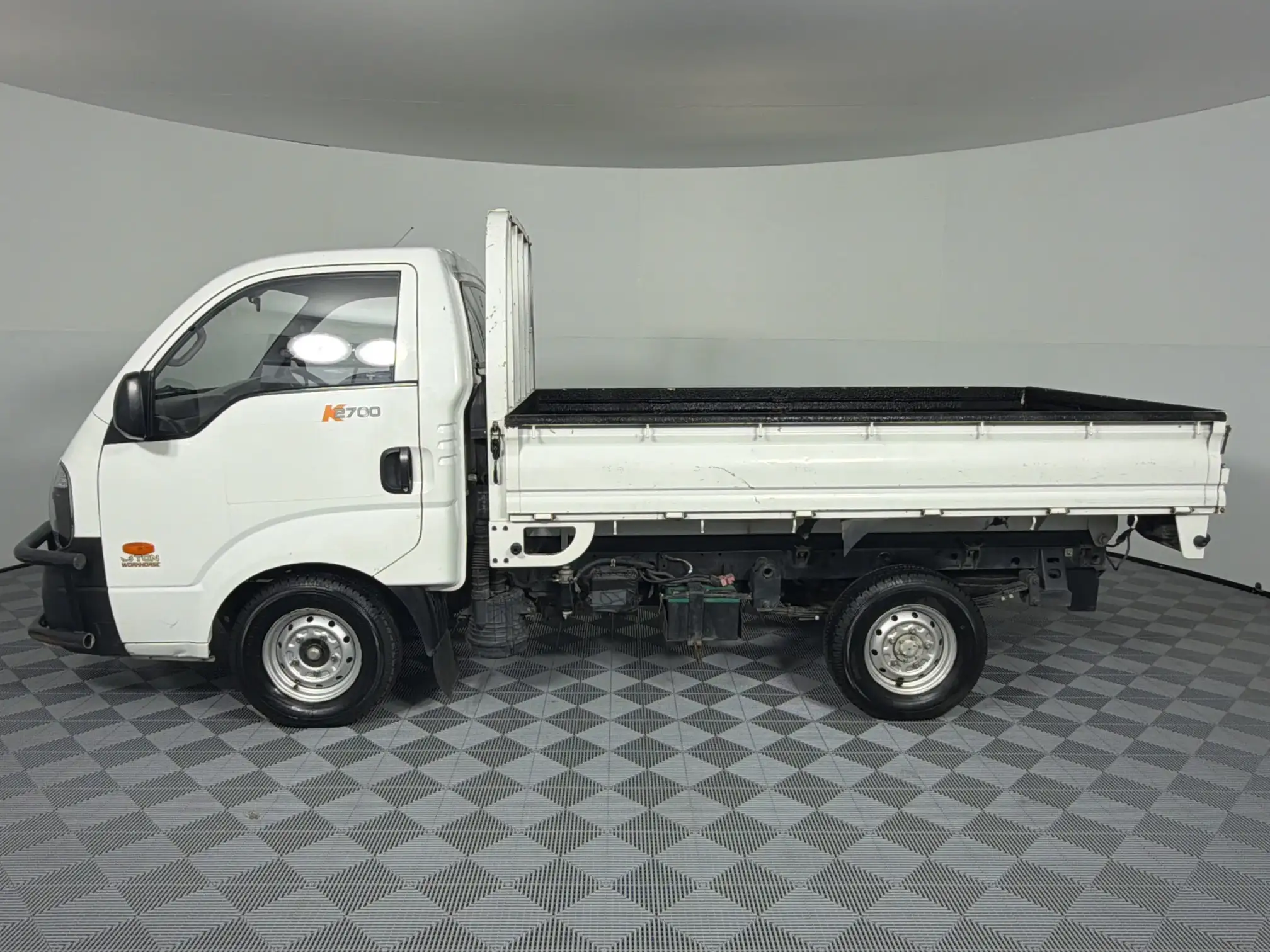 KIA K 2700