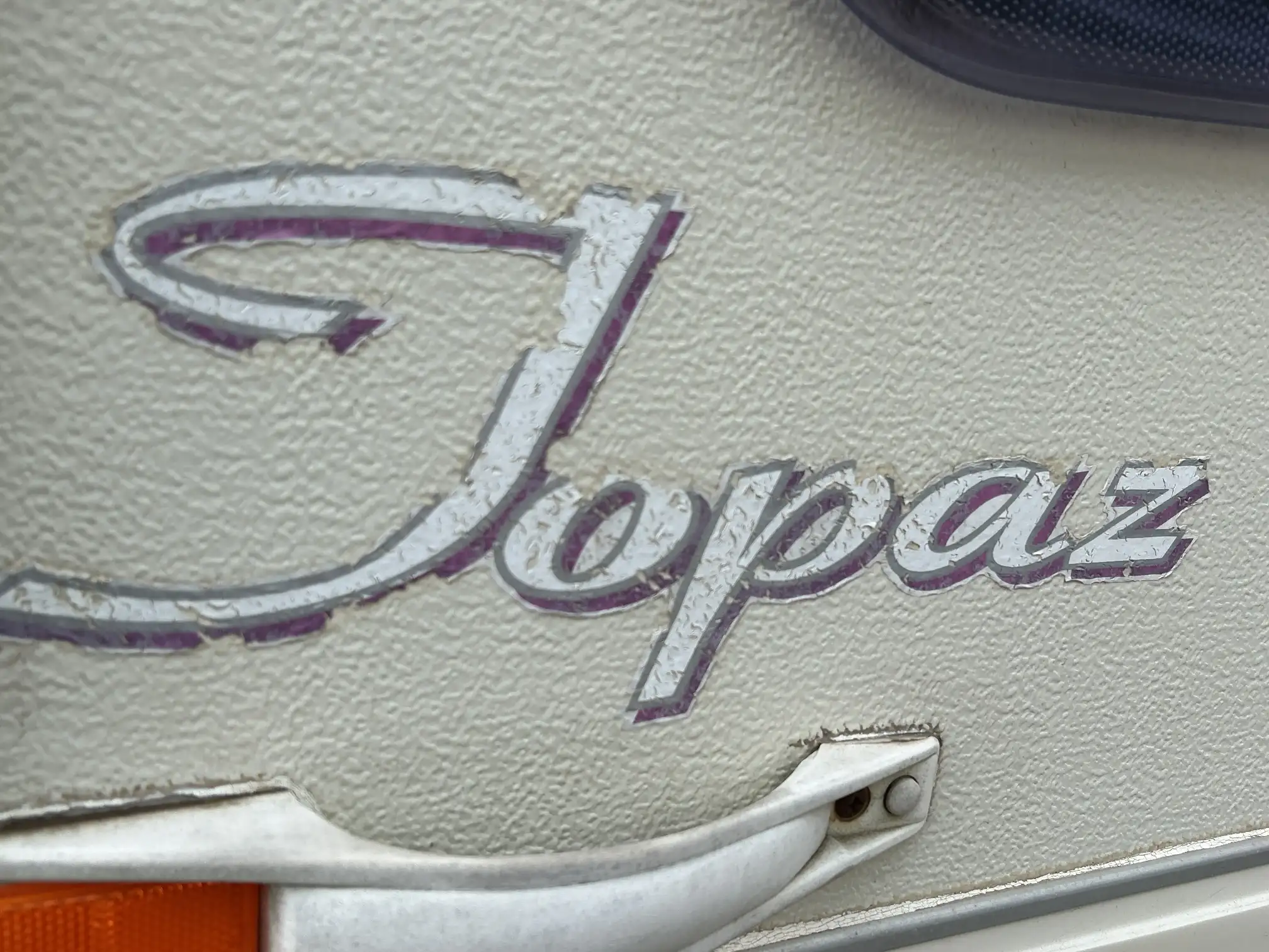 Wilk Topaz
