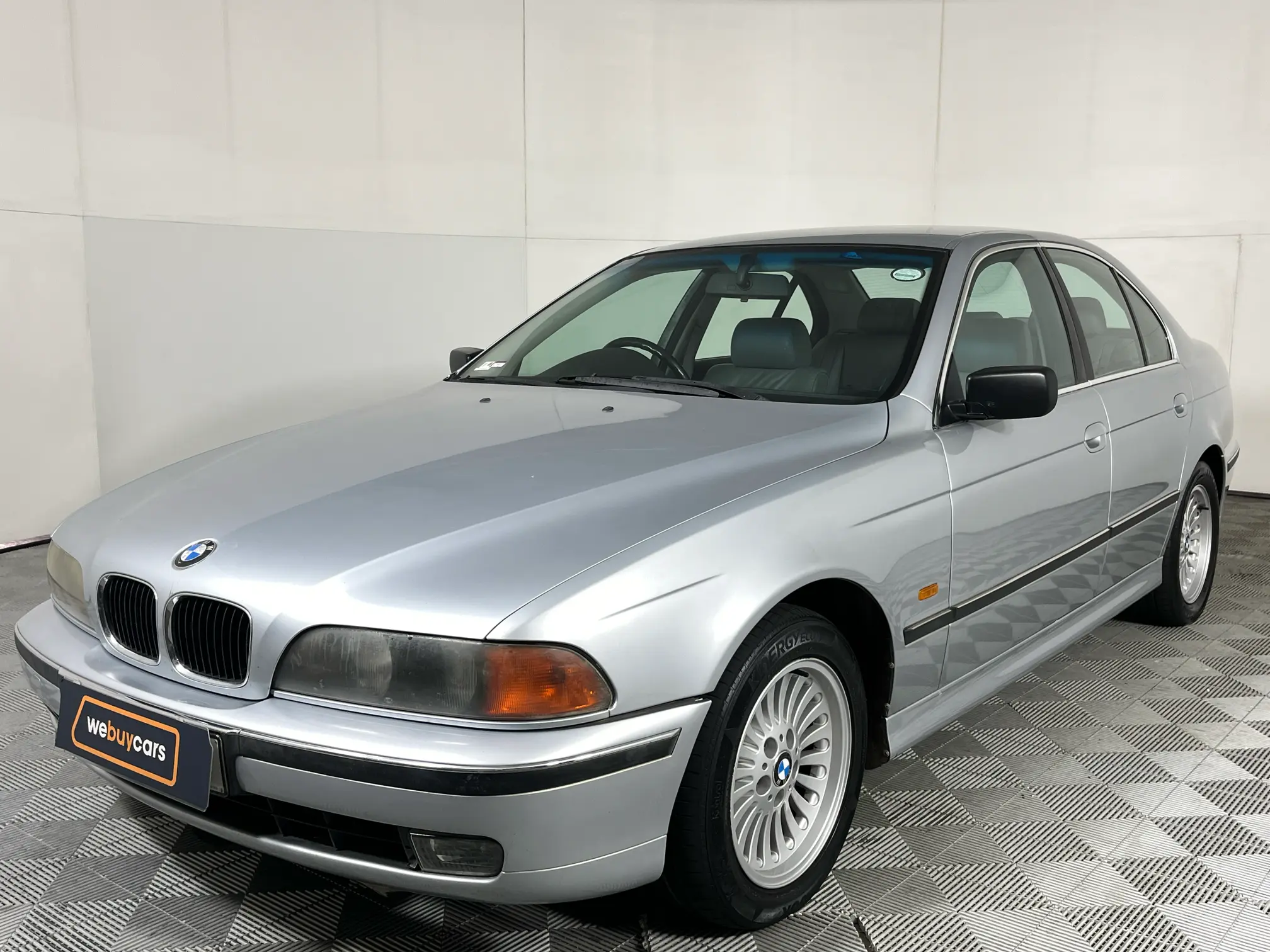 1996 BMW 5 Series 528i Auto (E39)