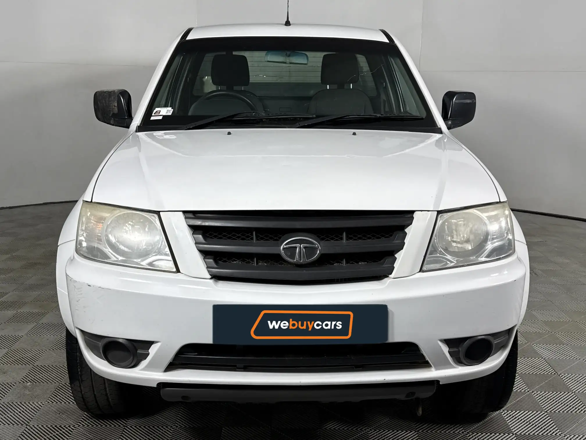 Tata Xenon