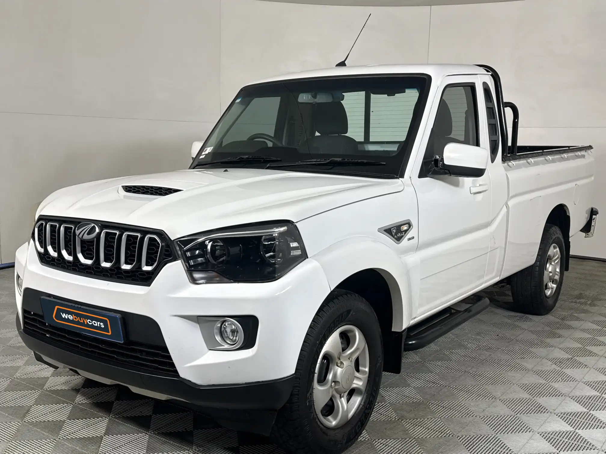 2022 Mahindra PIK UP