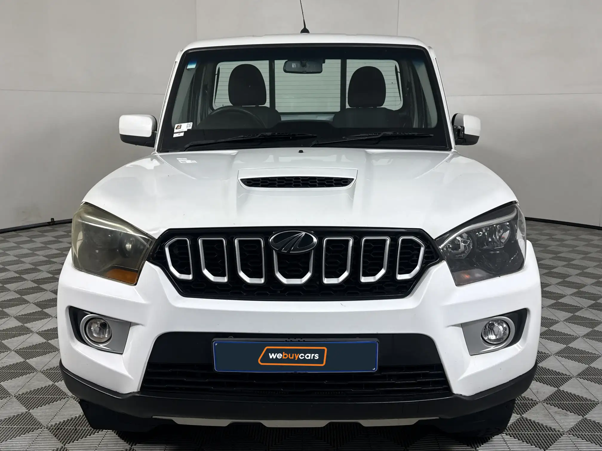 Mahindra PIK UP