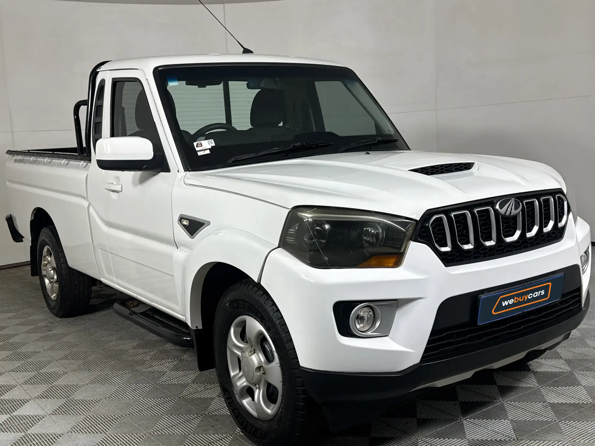 Mahindra PIK UP