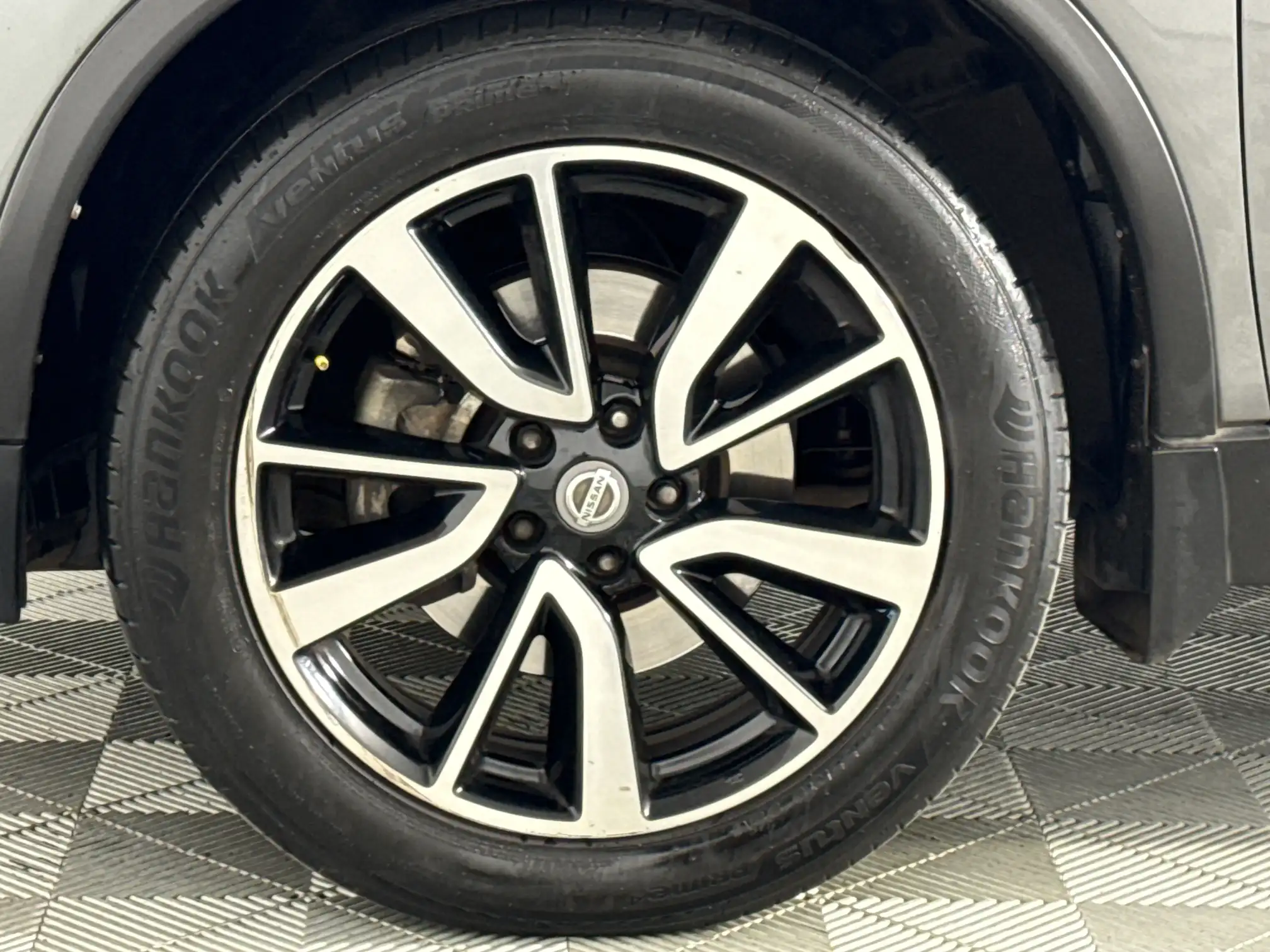 Nissan X Trail