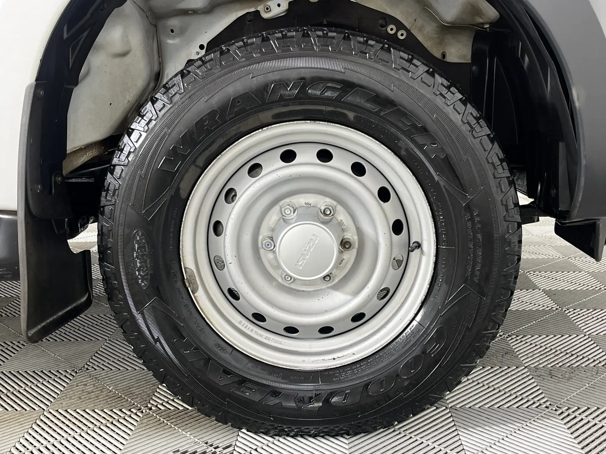 Isuzu D-MAX