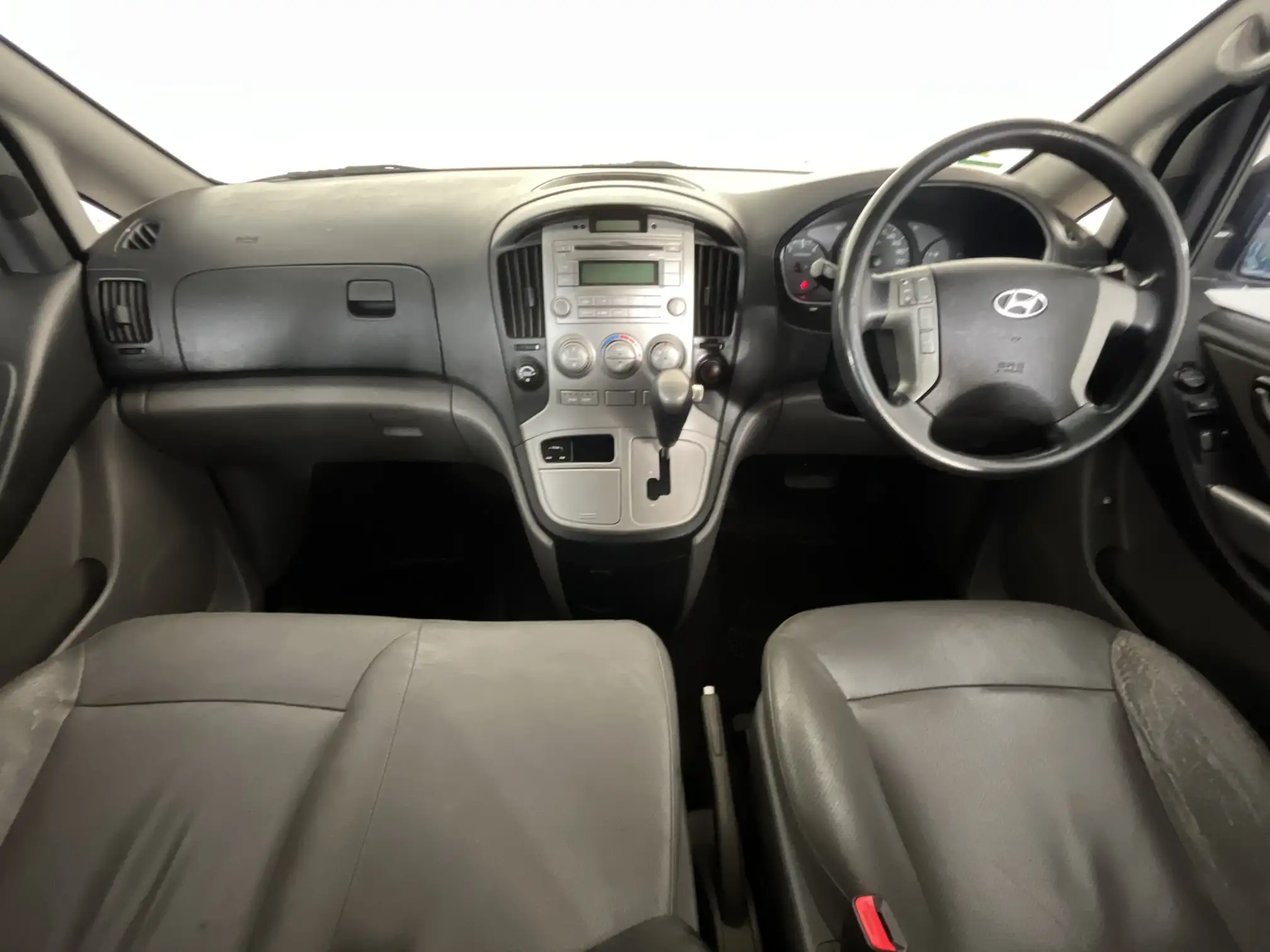 Hyundai H-1