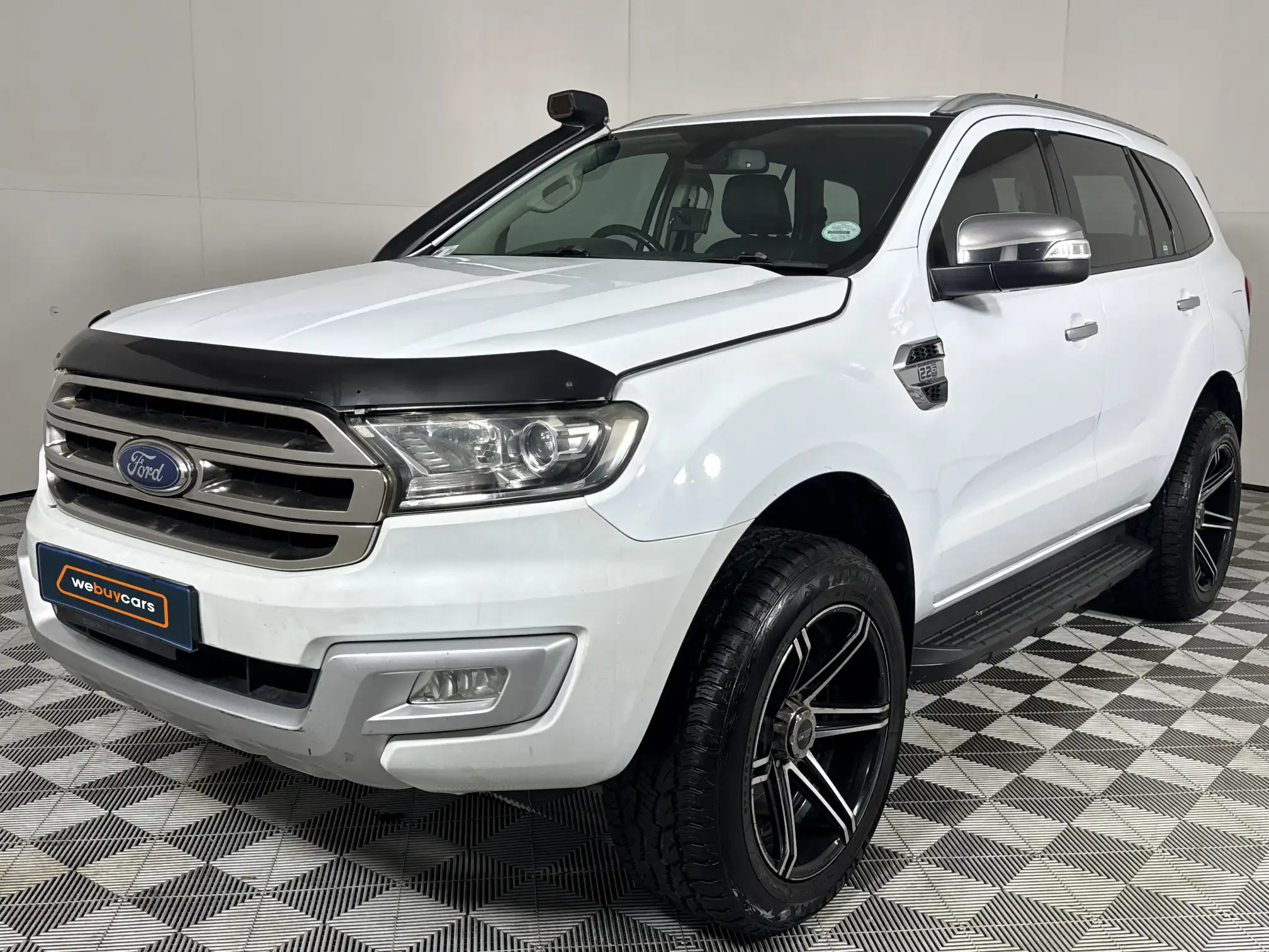 2018 Ford Everest