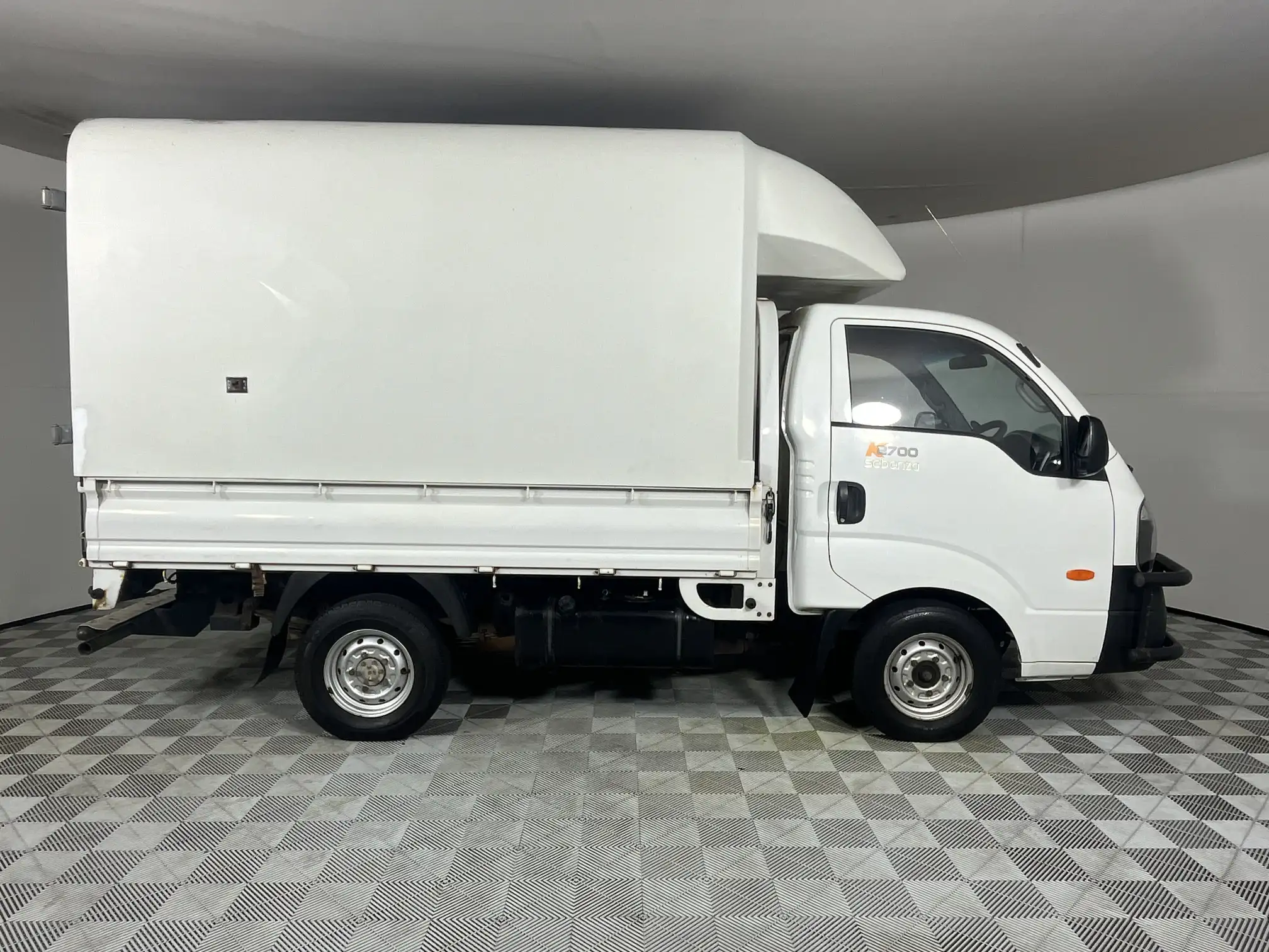 KIA K 2700