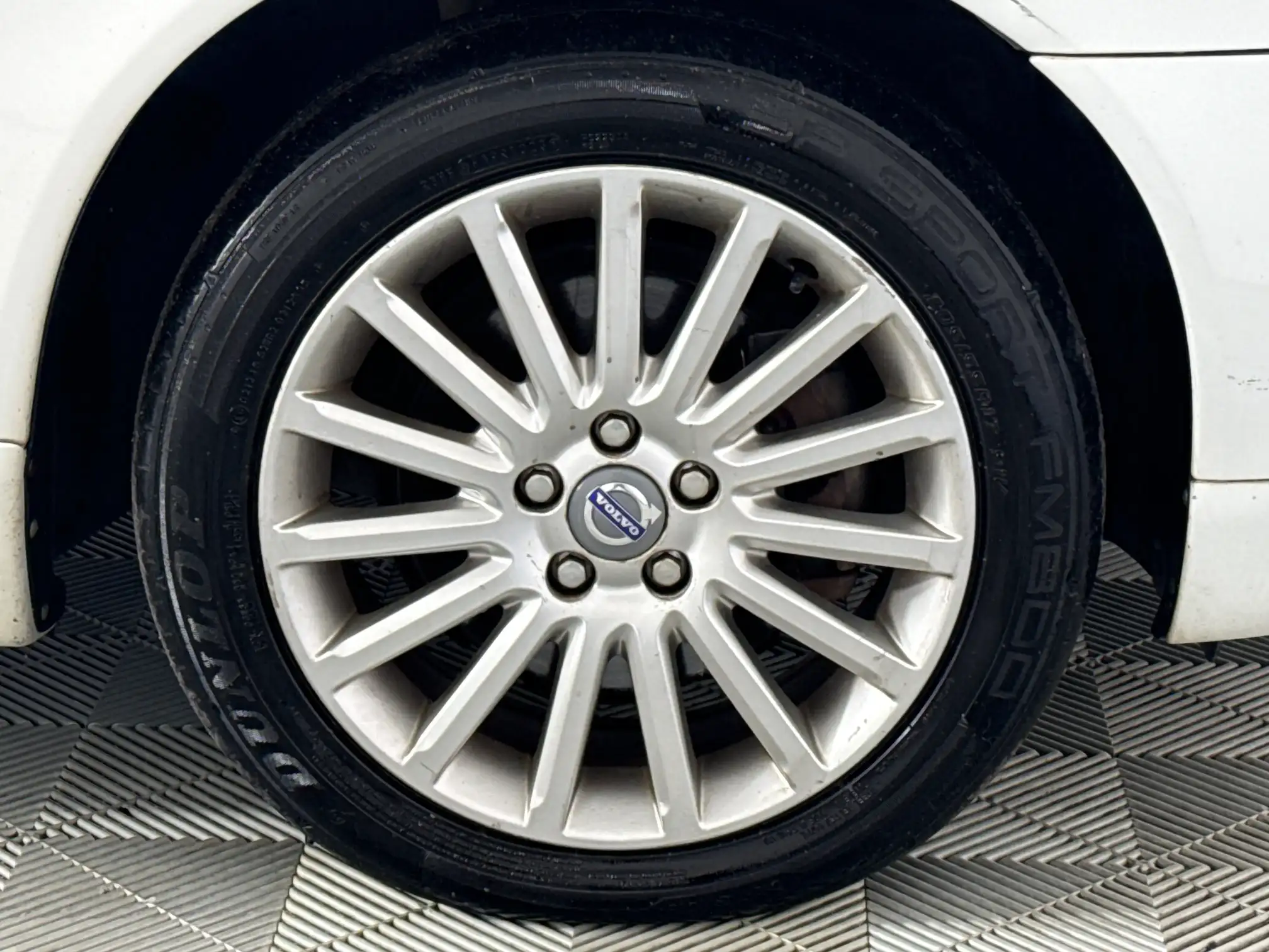 Volvo S80