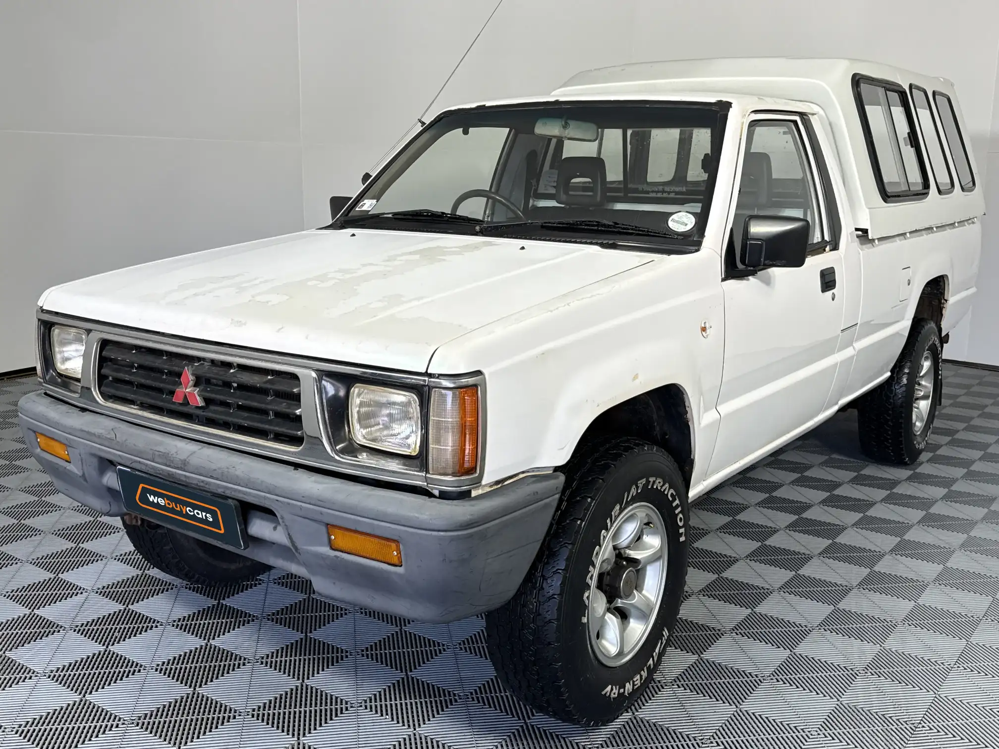 1996 Mitsubishi Colt
