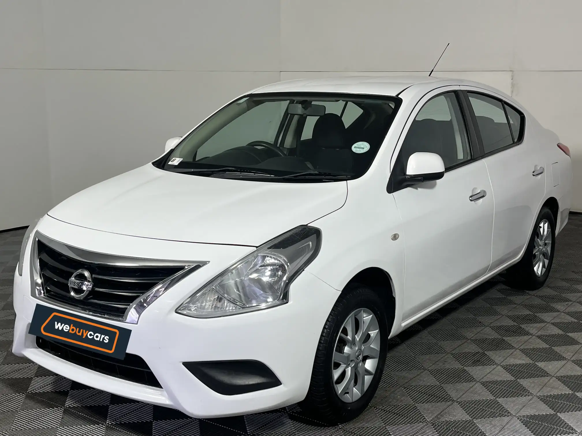 Nissan Almera