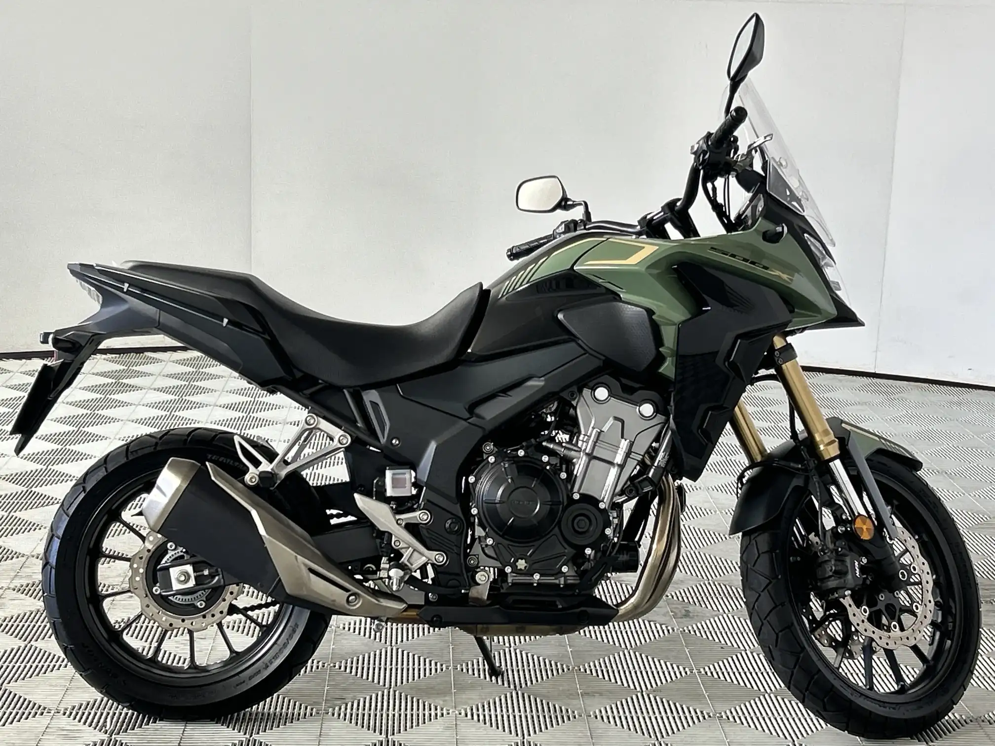 2023 Honda CB