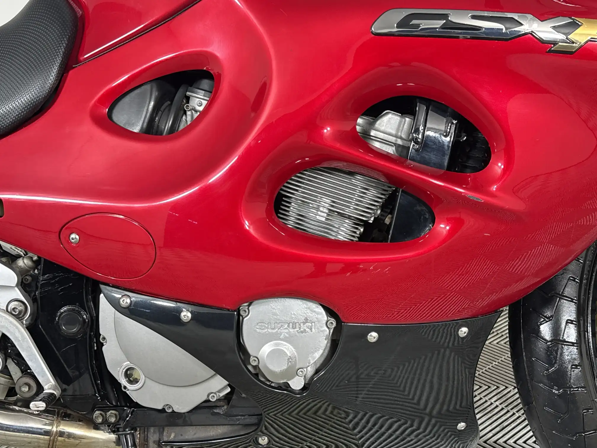Suzuki GSX