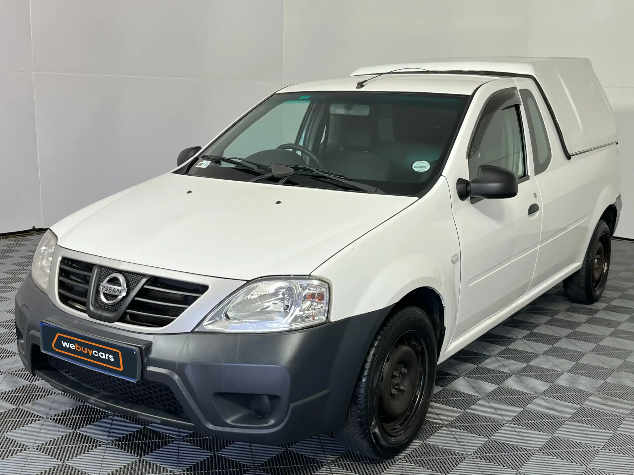 2019 Nissan NP200