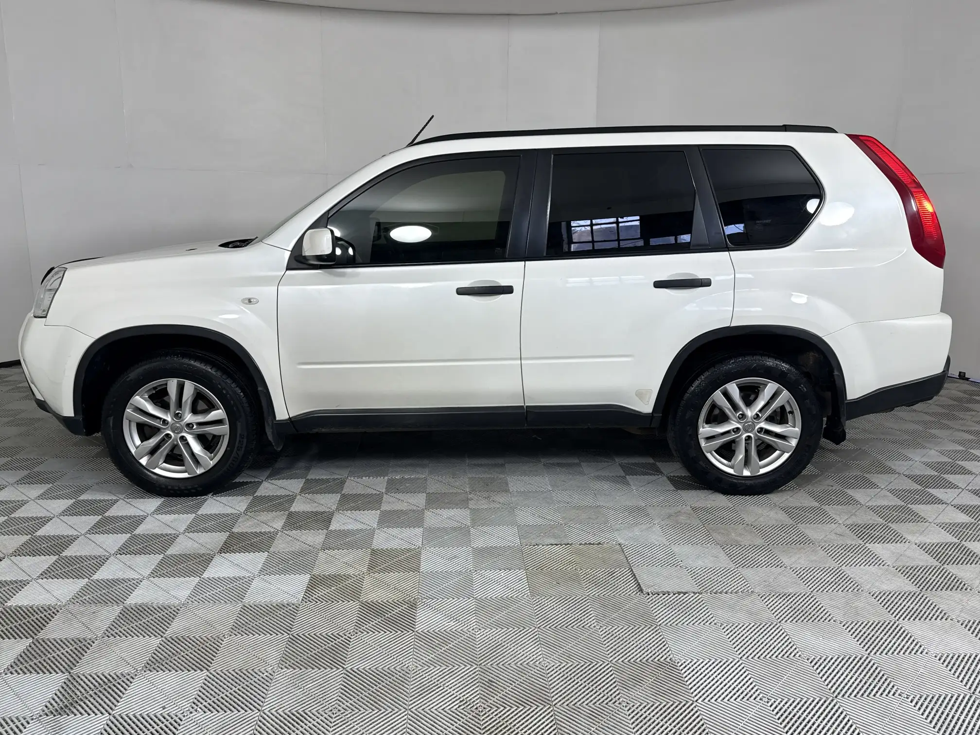 Nissan X Trail