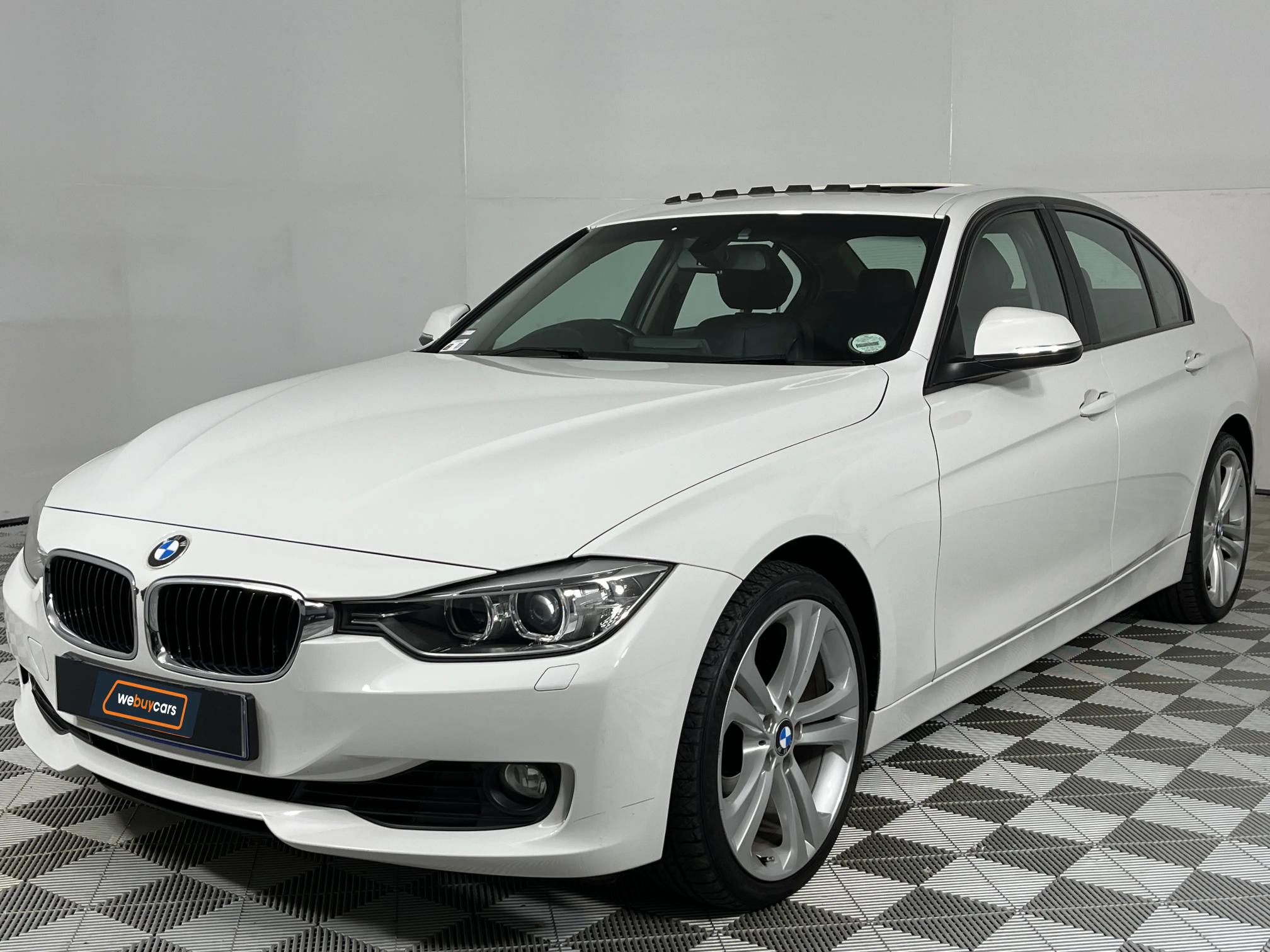 BMW 320i (F30) Auto