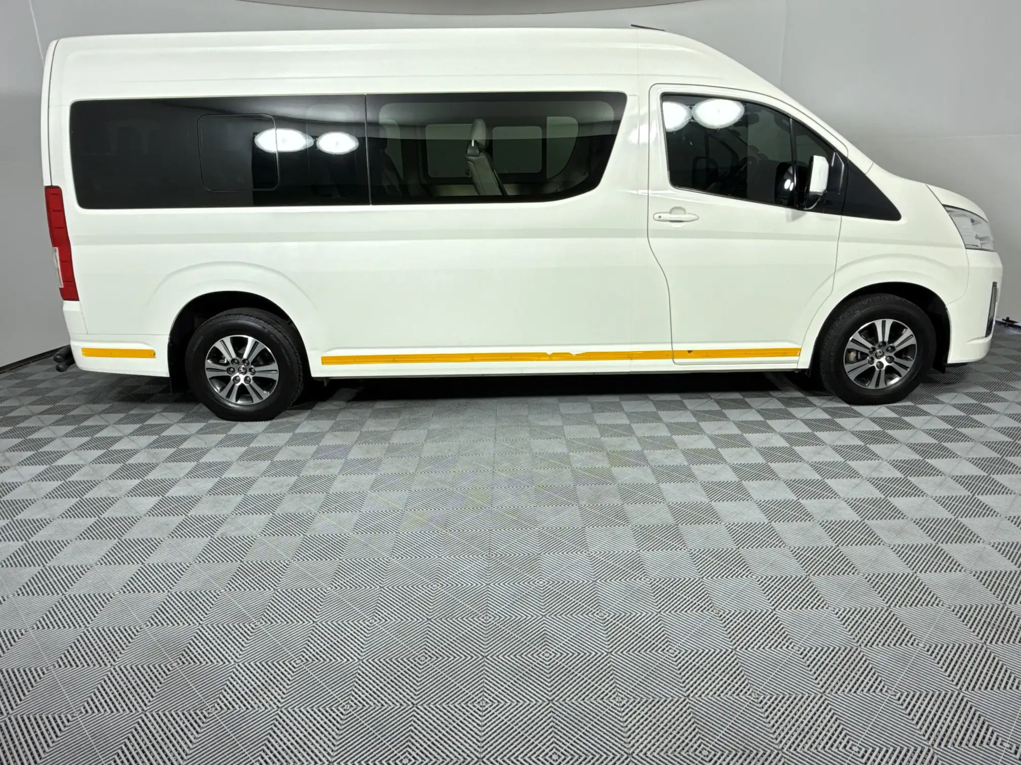 Toyota Quantum