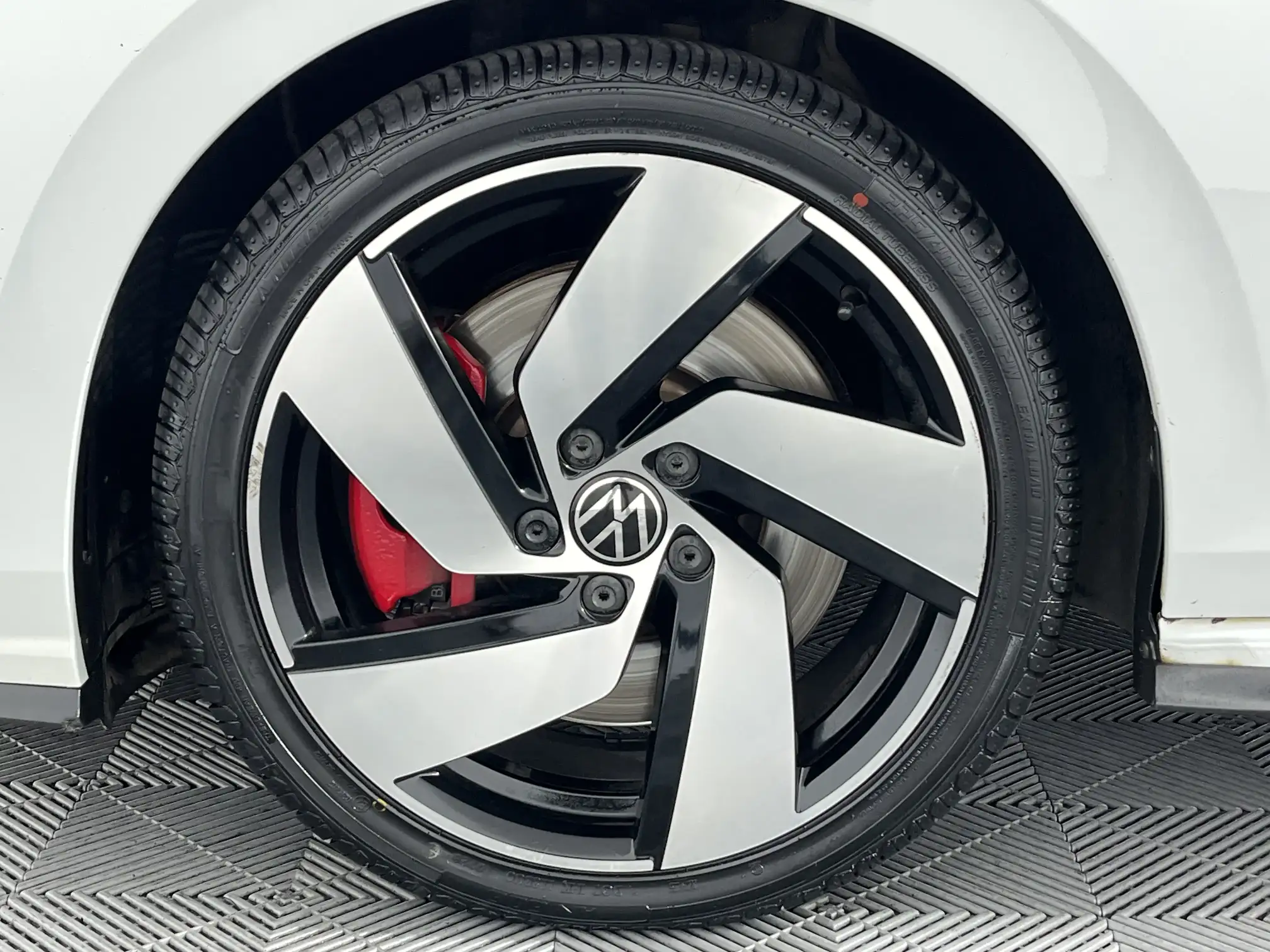 Volkswagen Golf 8